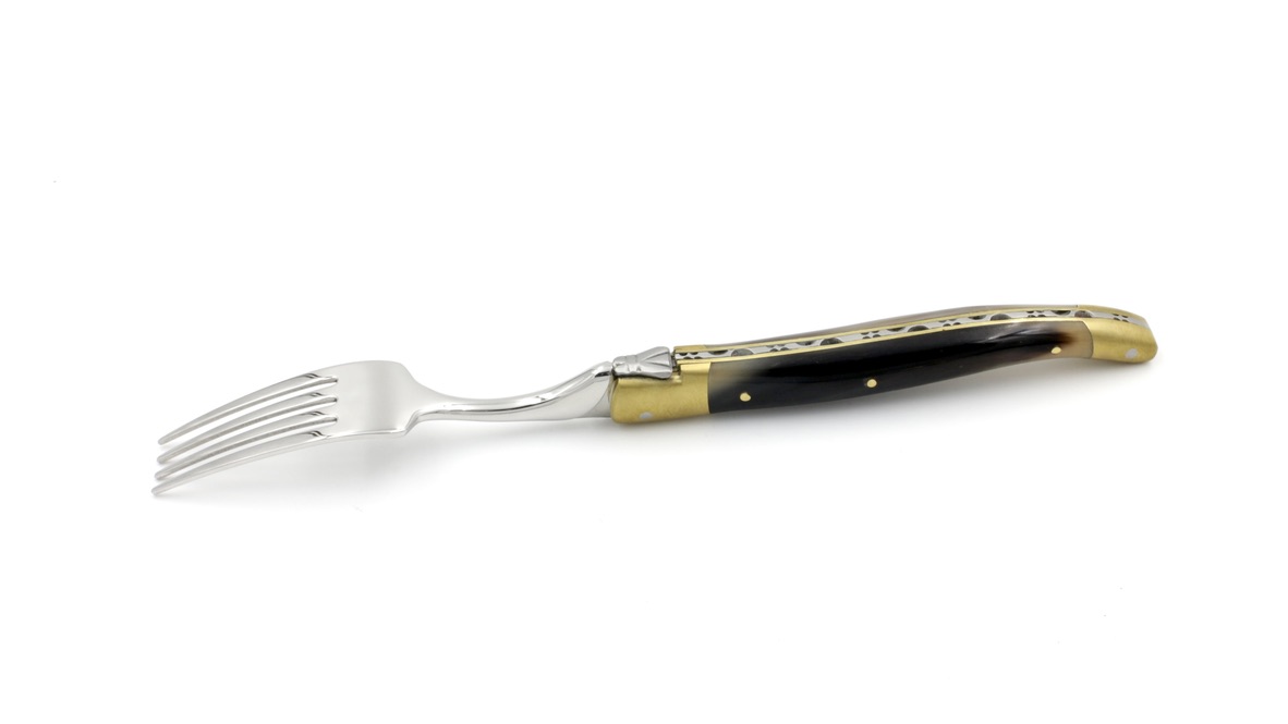 CFB790BD-B2E3-43E8-AE32-A36A25A874CC_1_105_c Laguiole en Aubrac – 4-teiliges Besteckset aus geflammter Hornspitze (2 Messer, 2 Gabeln)