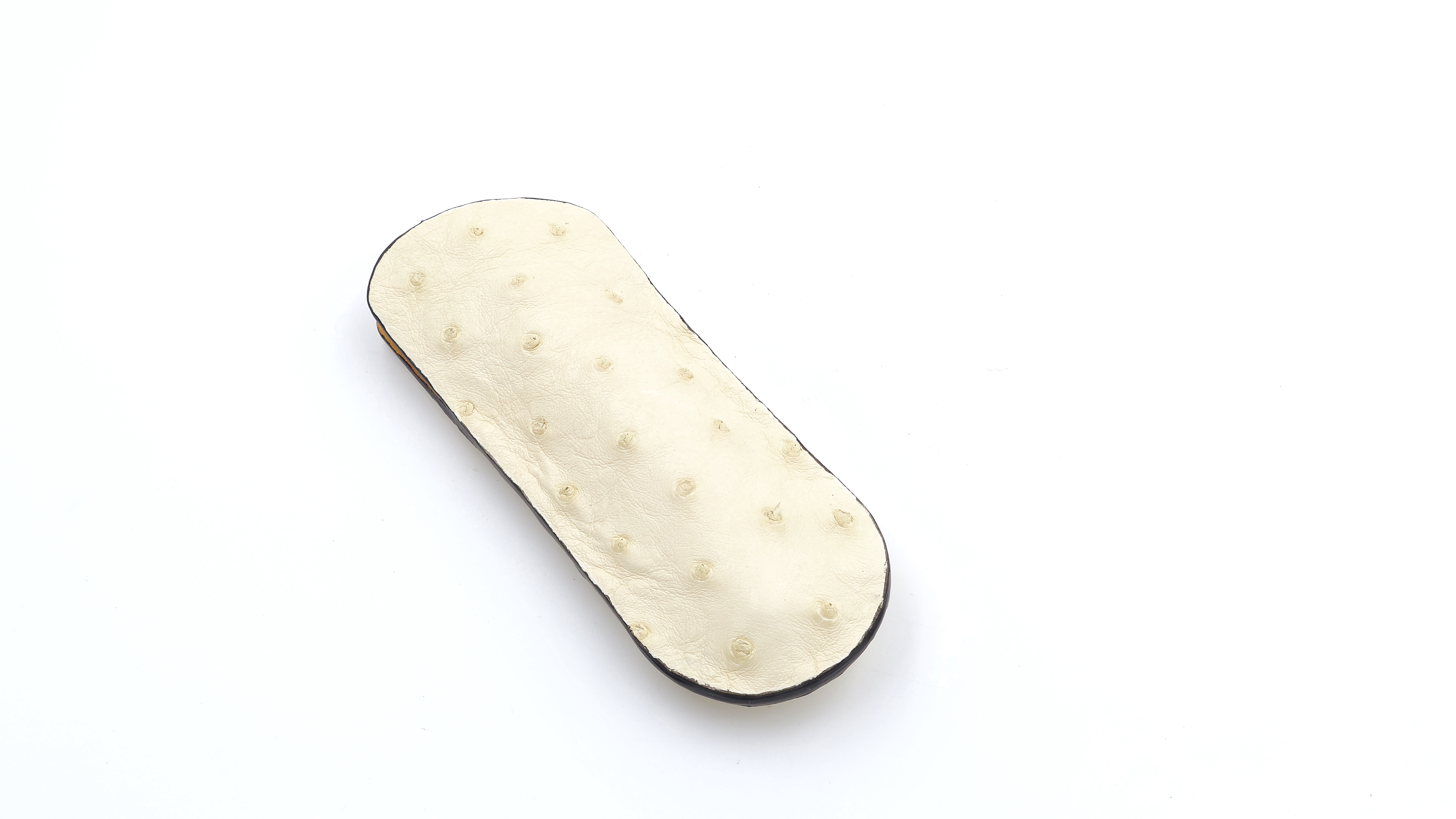 Atelier N°7 Stecketui Straussenleder elfnebein farben 14 cm    