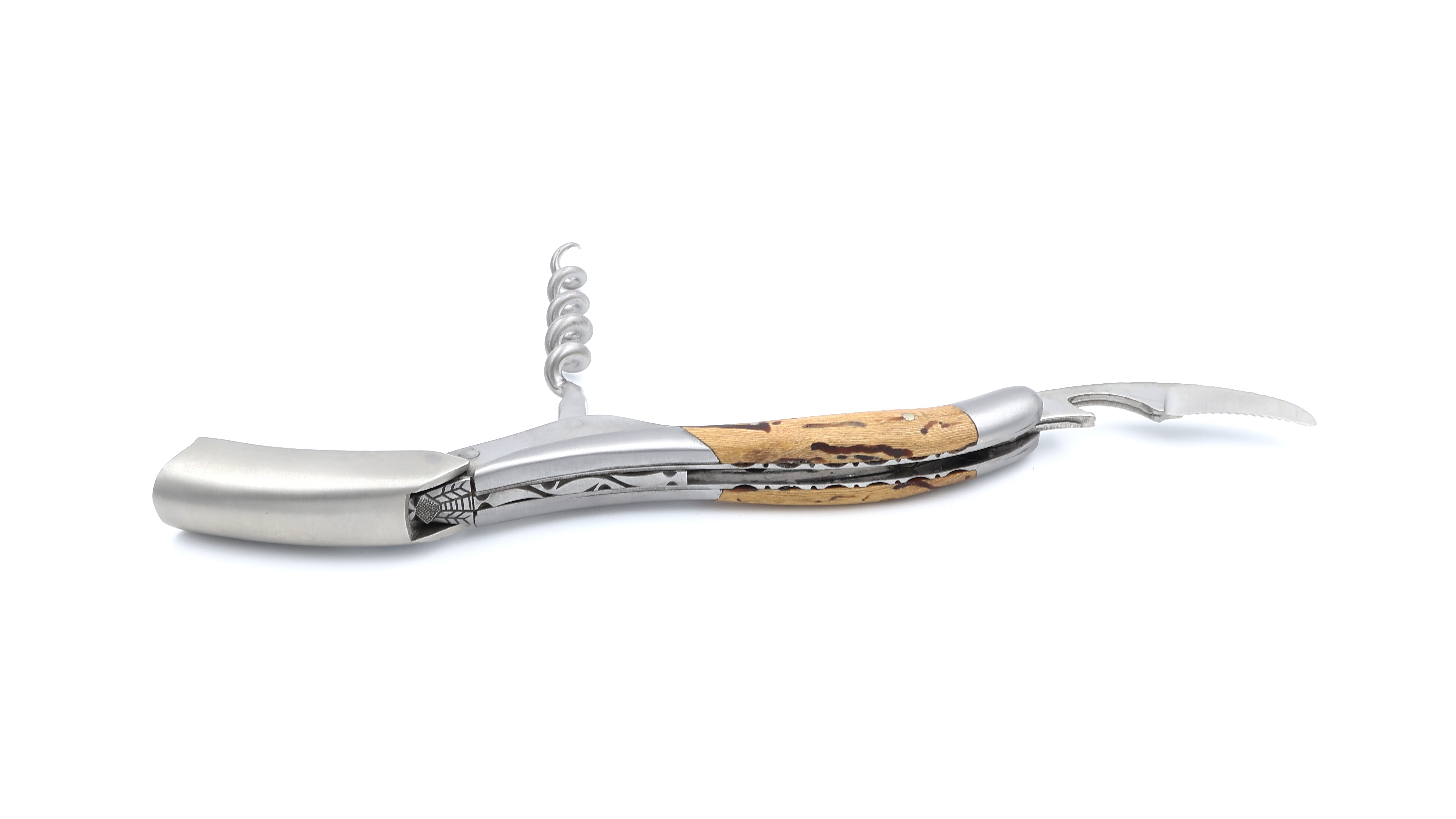 Laguiole en Aubrac Laguiole Sommelier knife with guillochage, special bee