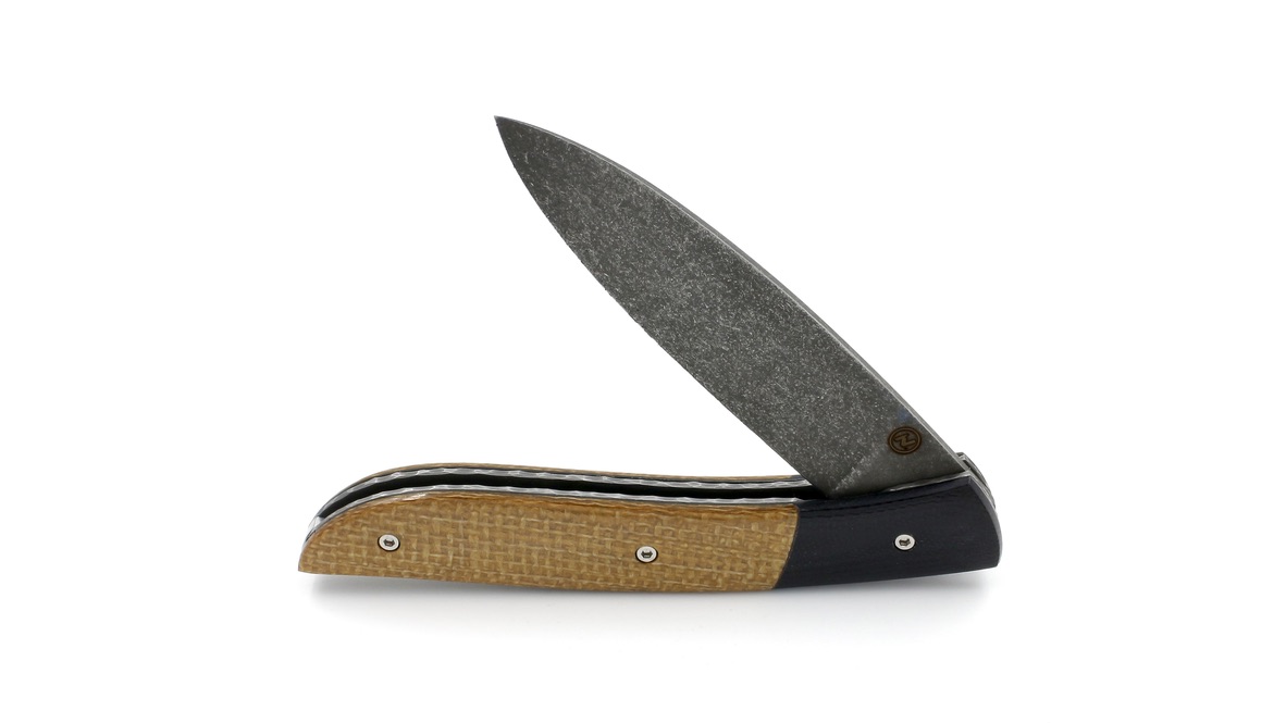 6C14F108-930B-4A03-93F6-9049D1668998_1_105_c Tim Bernard NÉVÉ G10 und Mikarta stonewashed Klinge
