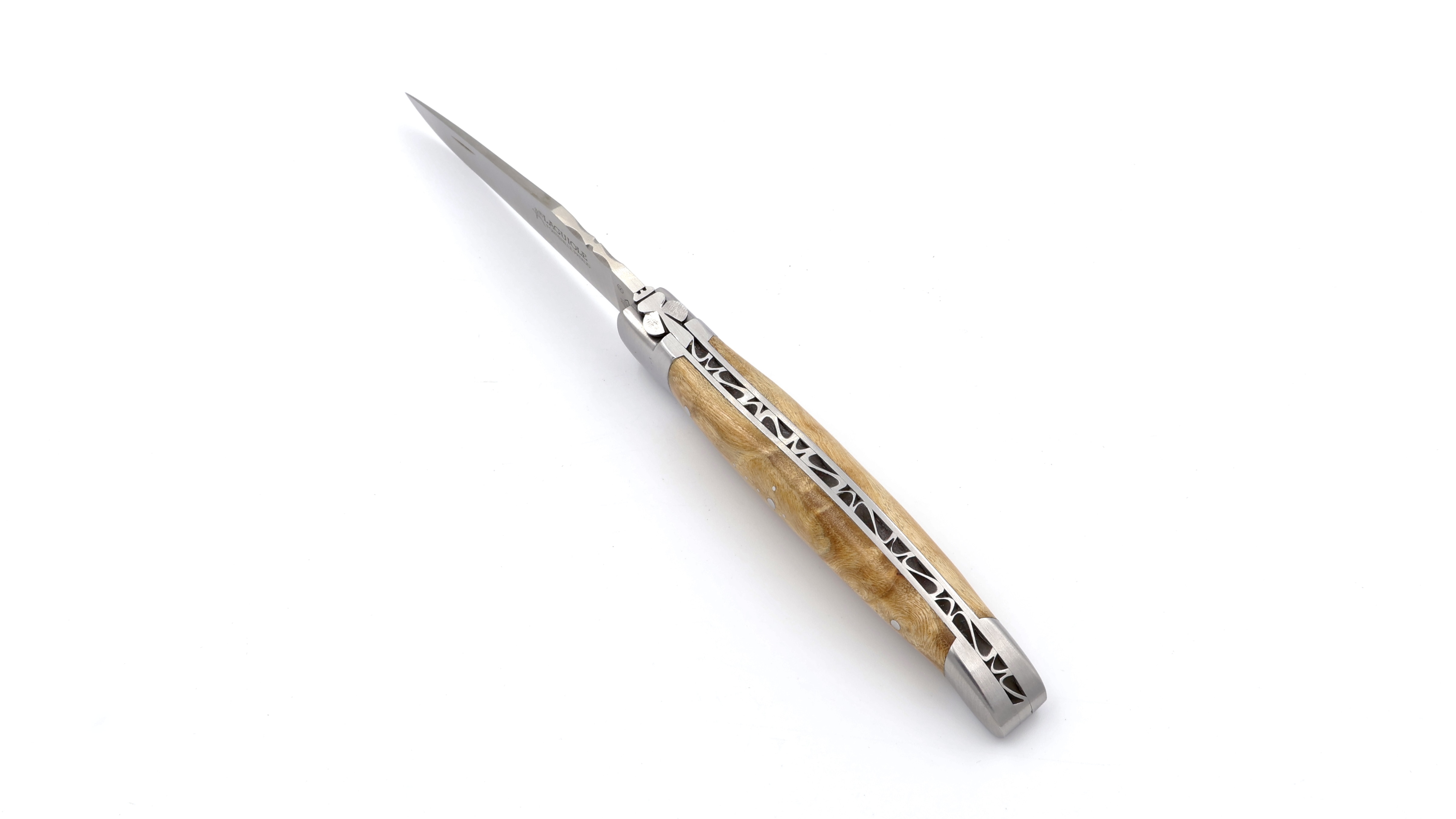 Fontenille Pataud Laguiole AIGUILLES (Needles) buffalo horn 12 cm Fontenille Pataud Laguiole AIGUILLES (Needles) buffalo horn 12 cm