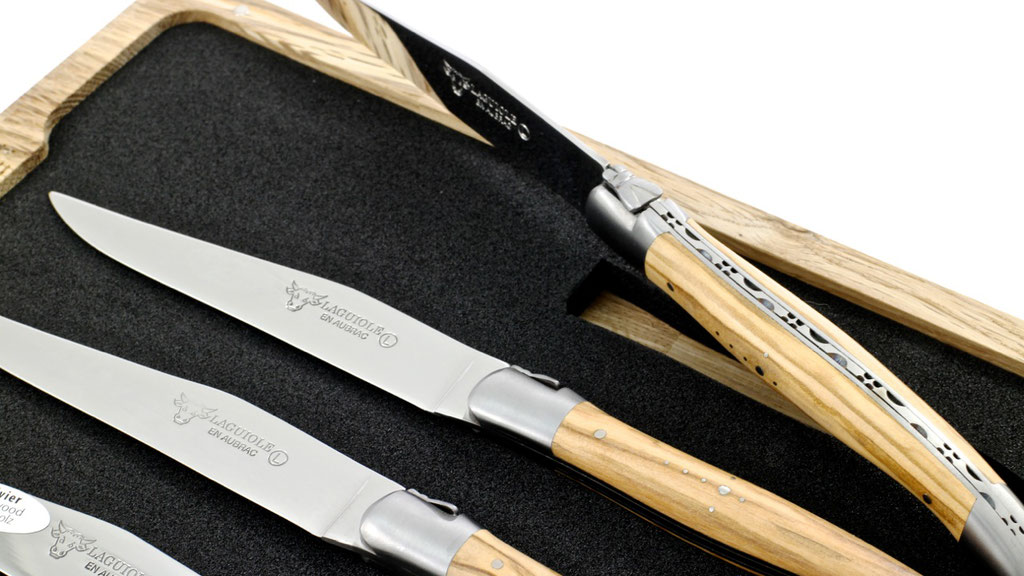 Laguiole en Aubrac steak knives set Olivewood