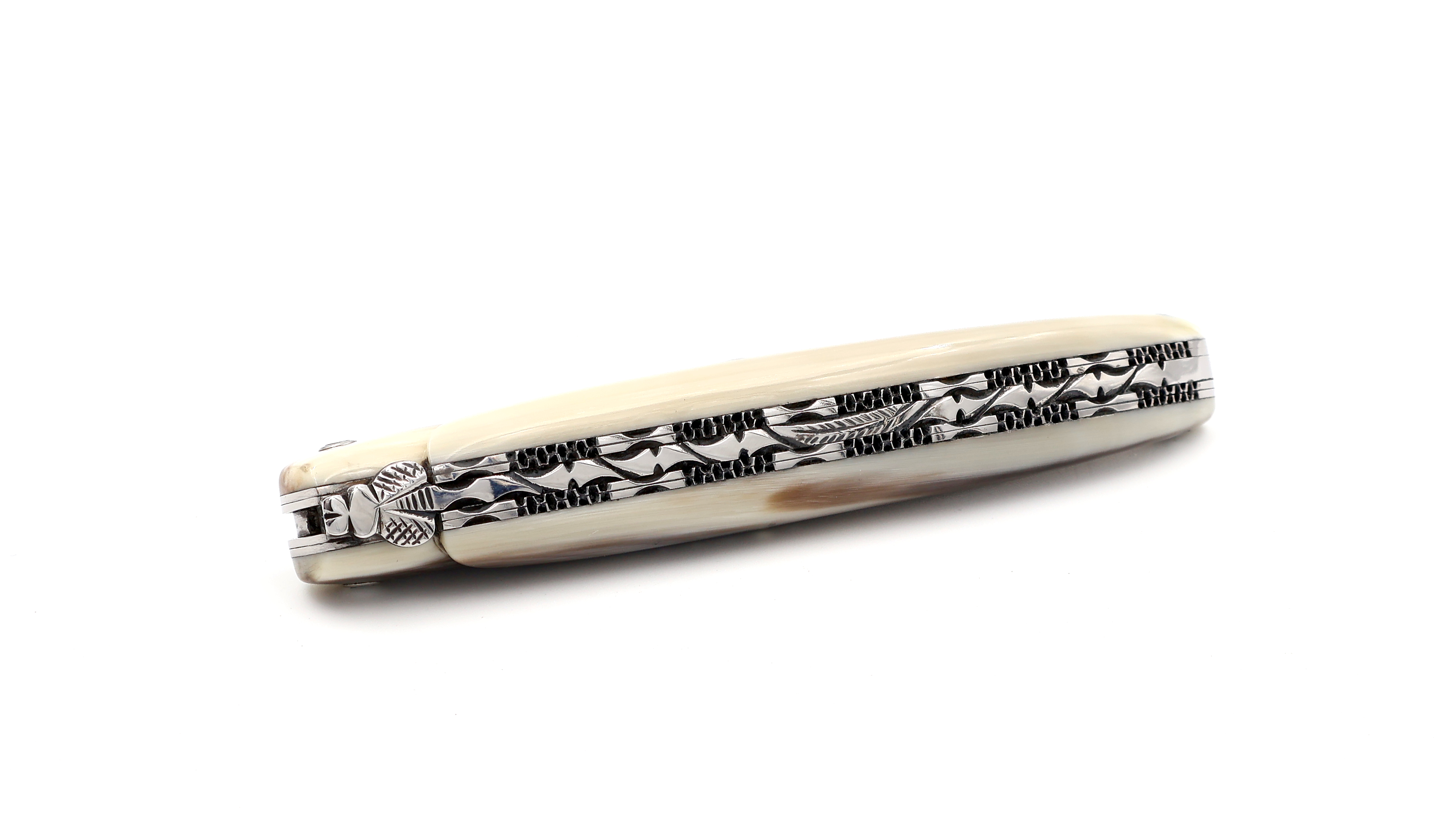 Laguiole en Aubrac Damast Hornspitze massiv Doppelplatine 12 cm