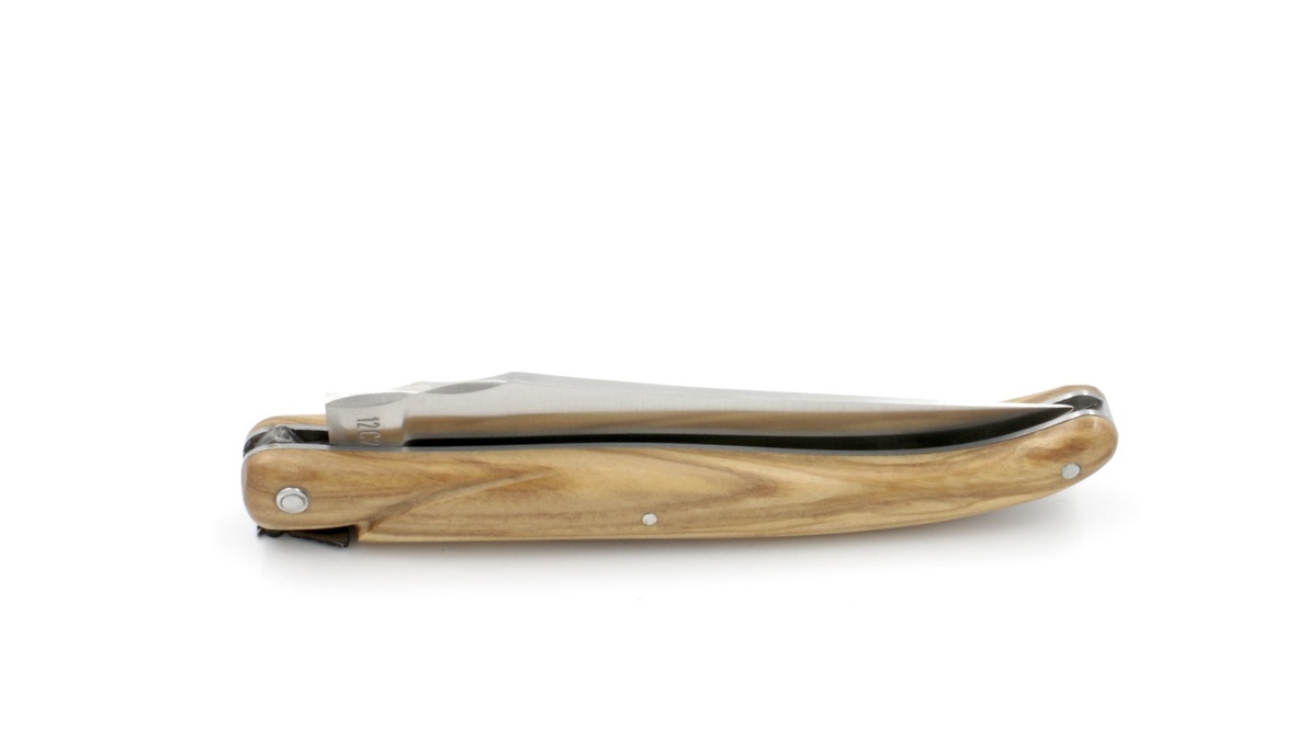 Laguiole en Aubrac Elegance Olive wood full handle 12 cm