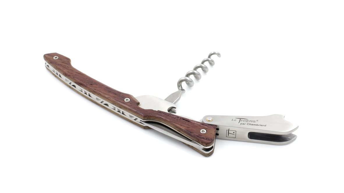 B8E6B646-DECA-4C45-880A-95A8B3D00D27_1_105_c Chambriard La Paulée Thiers Sommeliermesser Fasseiche Rotweinfässer