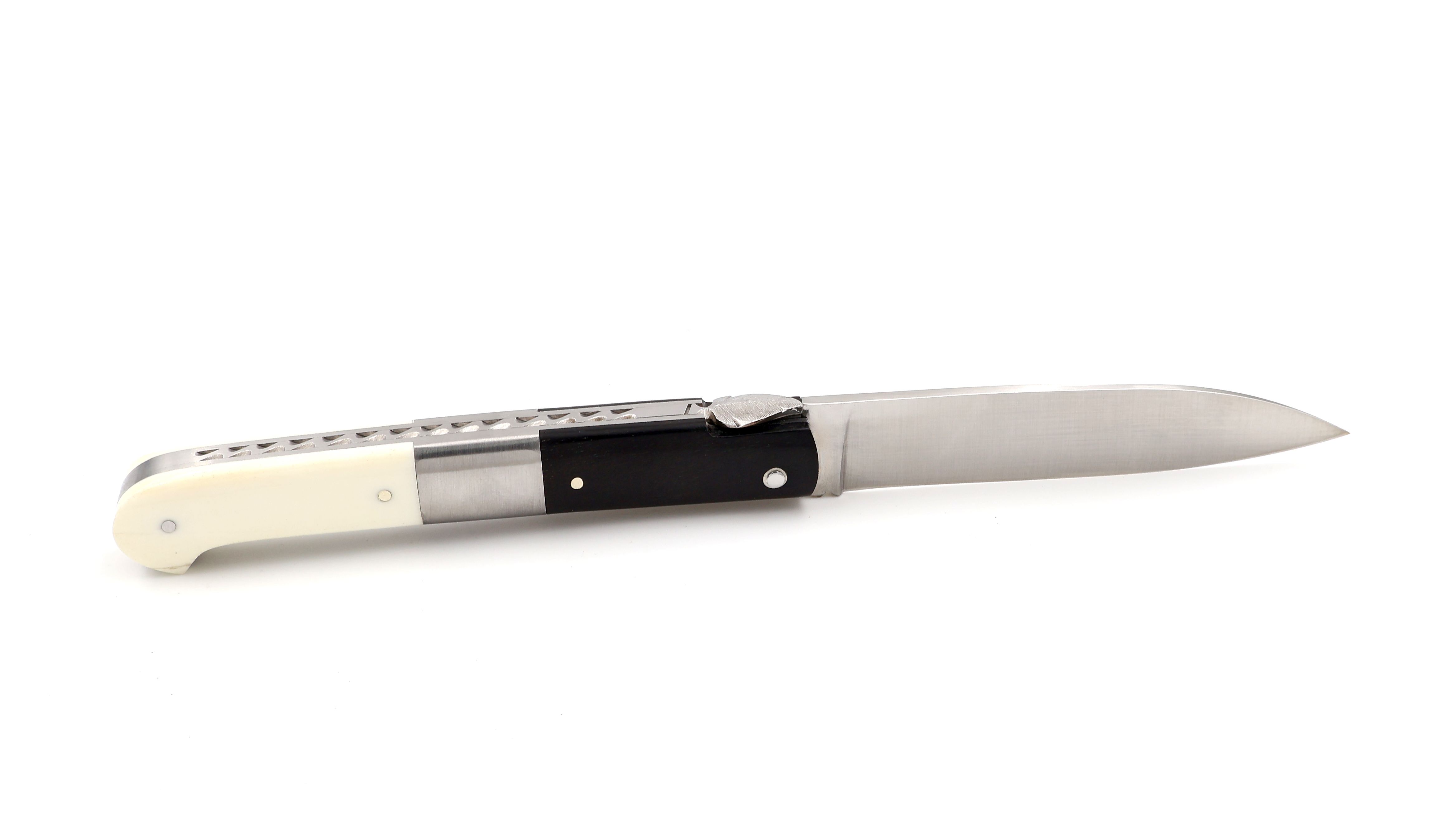 Sauveterre knife ebony and buffalobone