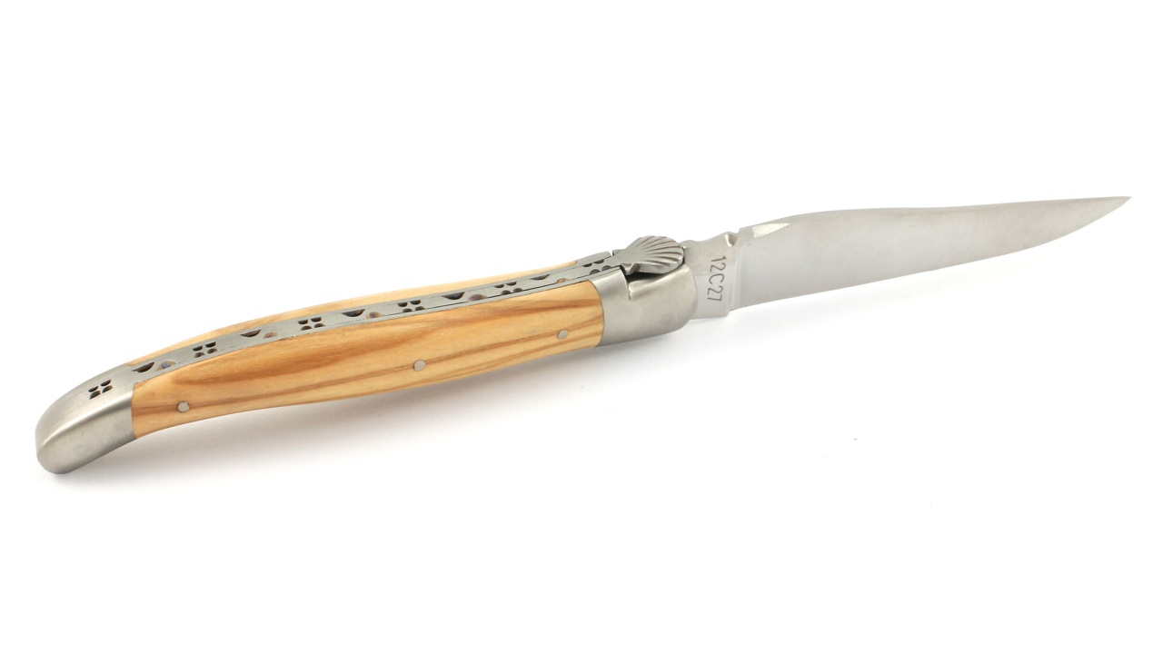 Laguiole en Aubrac Saint Jaques Olive wood 12 cm