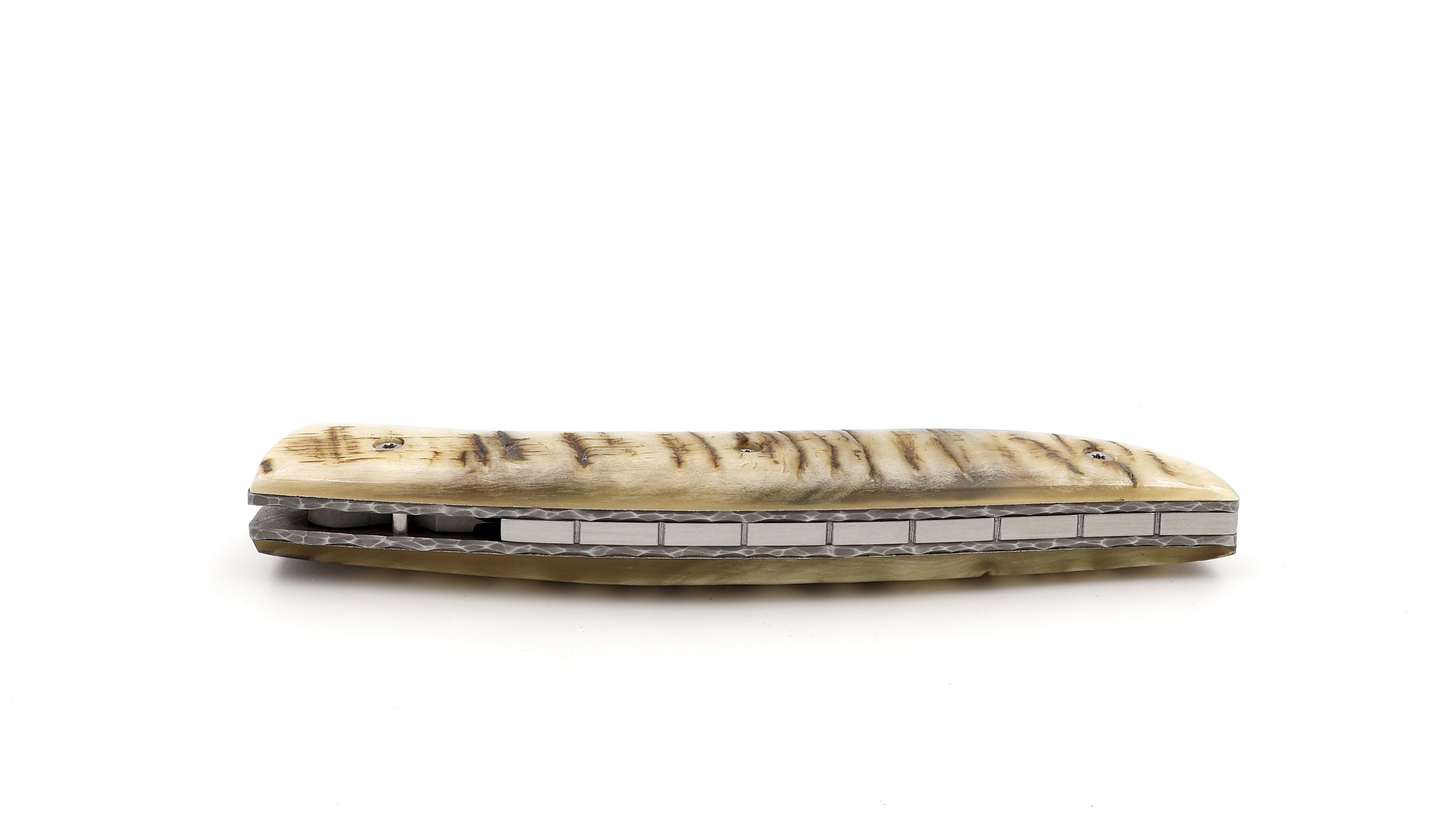 Atelier NÉVÉ Tim Bernard ram horn crust stonewashed blade