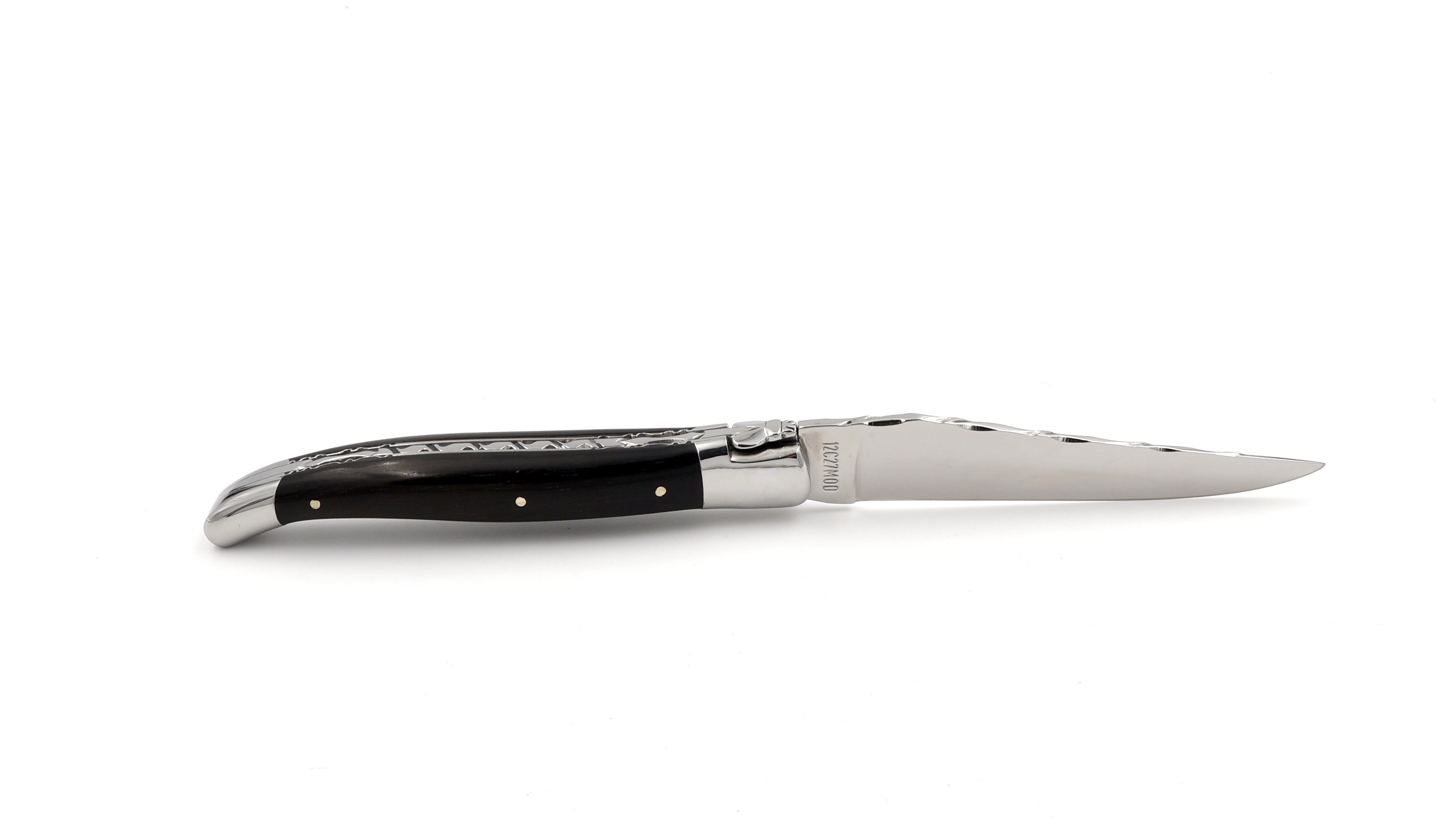 Laguiole en Aubrac Ebony completly chiseled  12 cm