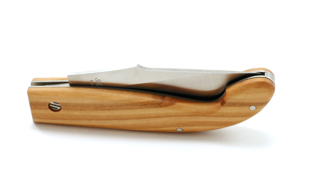 Saladini knife SENESE olive wood