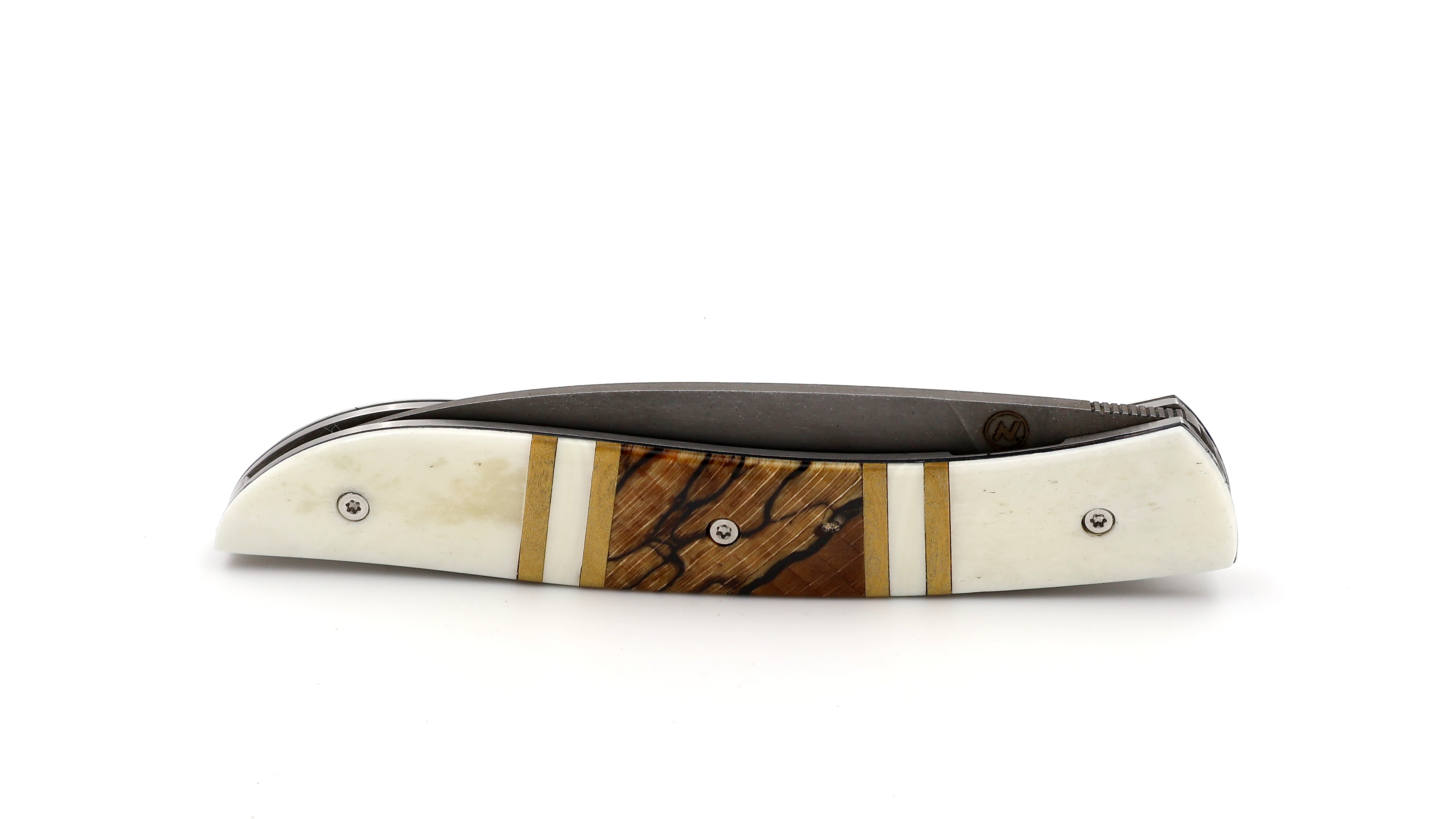 Atelier NÉVÉ Tim Bernard Nordique stonewashed blade, hammered plates