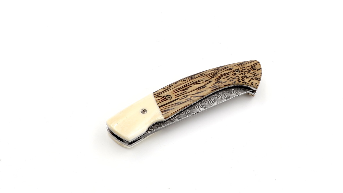 MANU LAPLACE 1515 ZULU buffalobone palmwood damascusblade