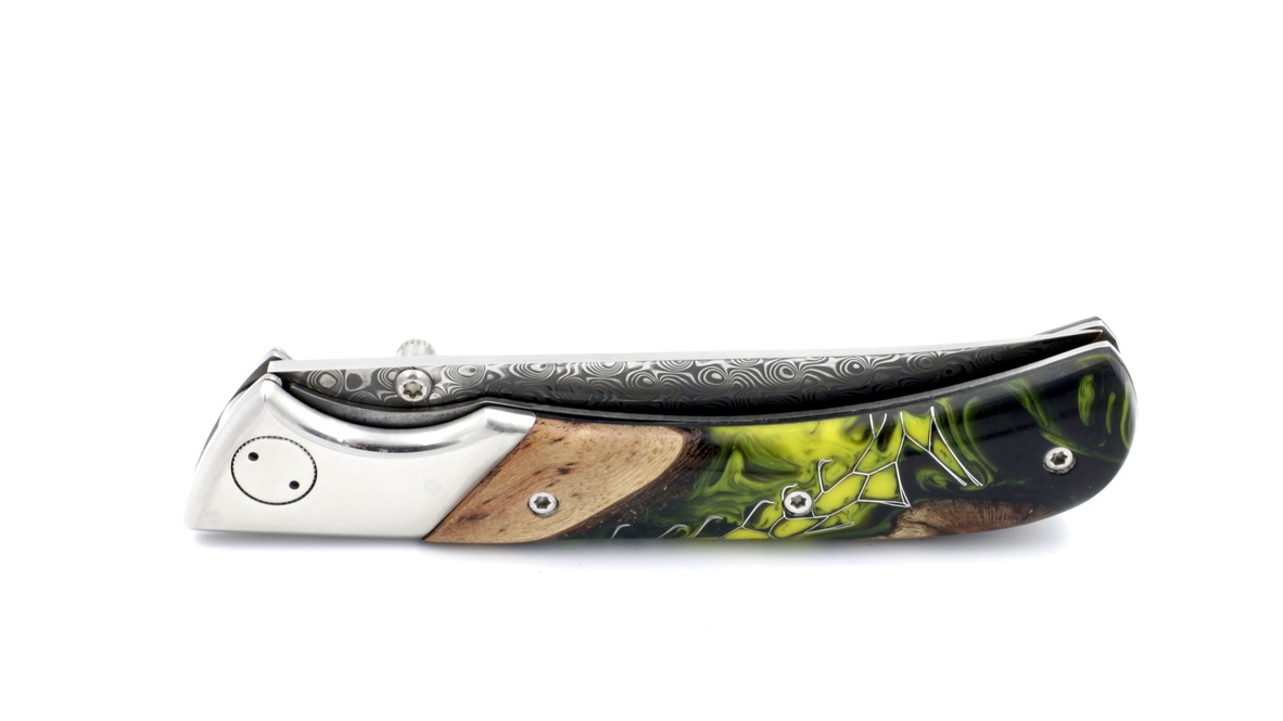 E1E5ACE1-DC8B-4293-9556-17015DD2CF71_1_105_c Claude DOZORME EOK hunting knife grapevine burl
