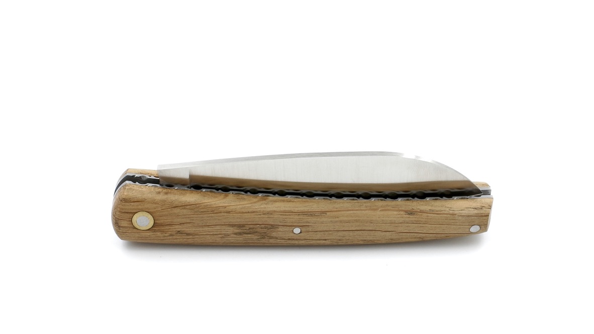 7CEFEDE8-E22E-45A2-98EF-79A168C9454C_1_105_c Liadou du Vallon® PETIT guillochiert  Winzermesser Fasseiche 10,5 cm