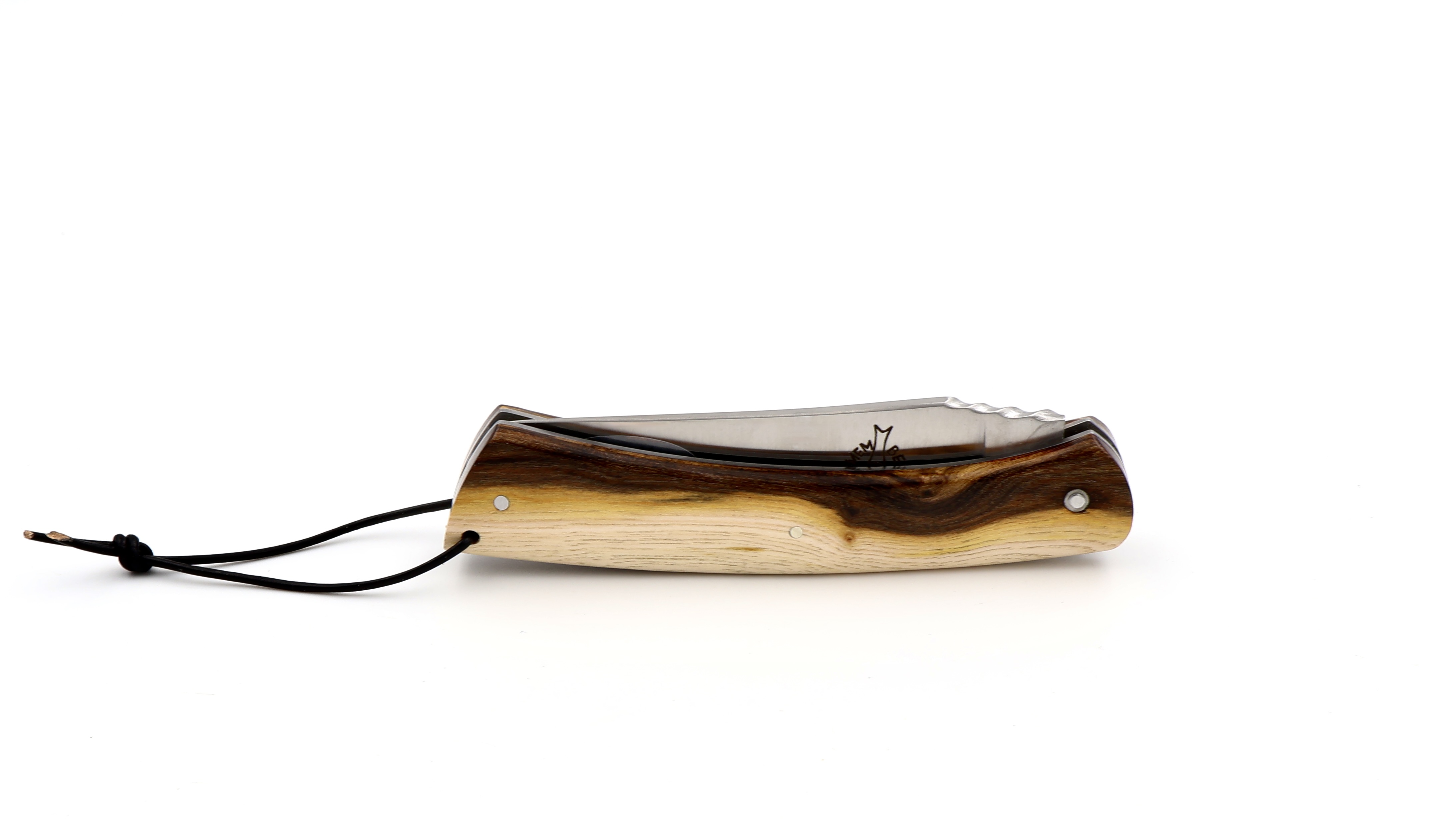 Laguiole en Aubrac Le CAMEMBERT Pistazie Spiralfeder