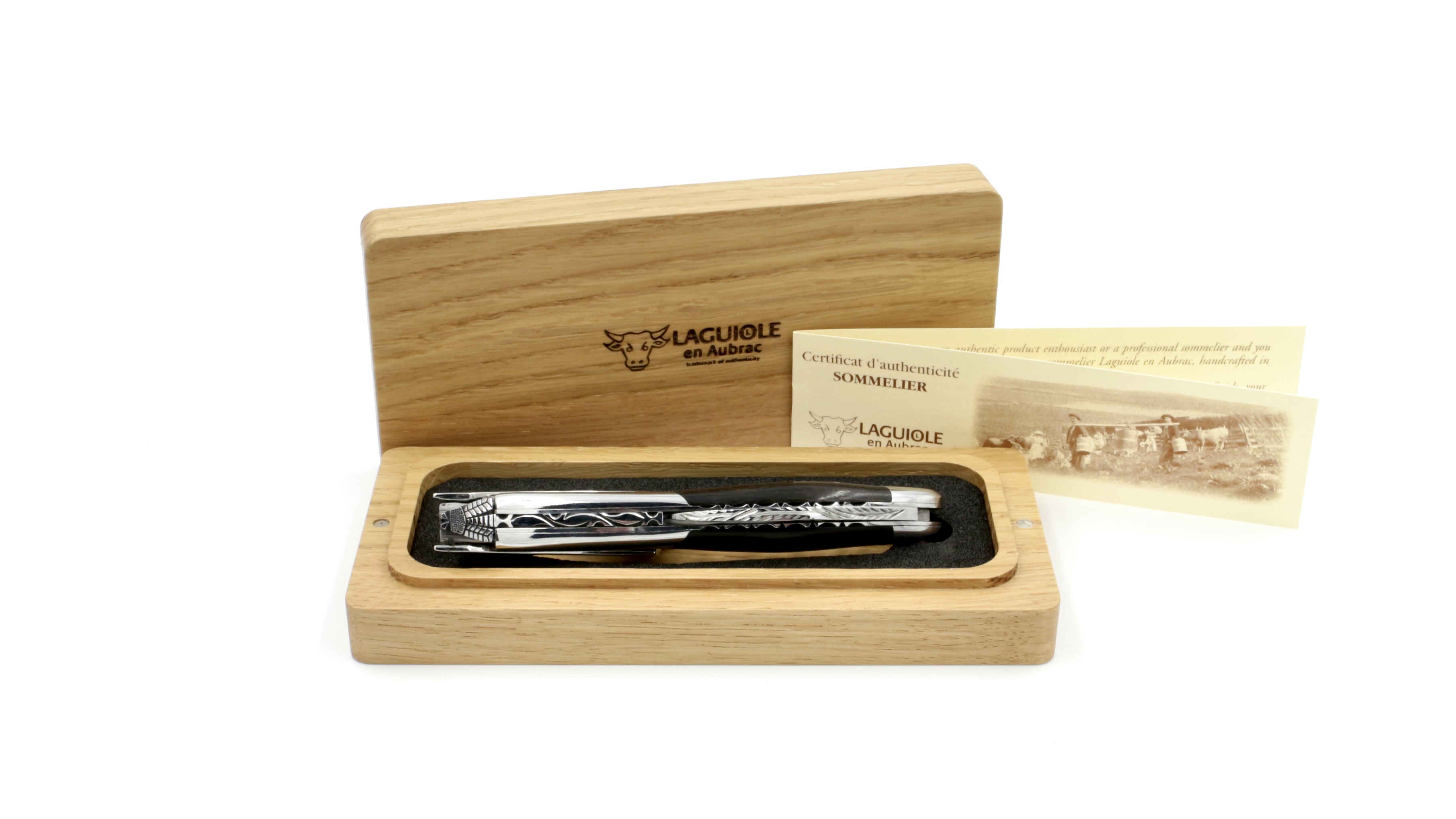 Laguiole en Aubrac Laguiole Sommelier knife ebony with guillochage, special bee