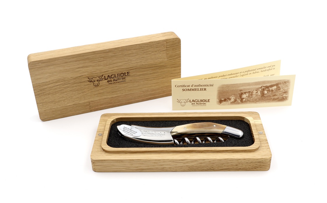 Laguiole en Aubrac Laguiole Sommelier knife Mammout croute