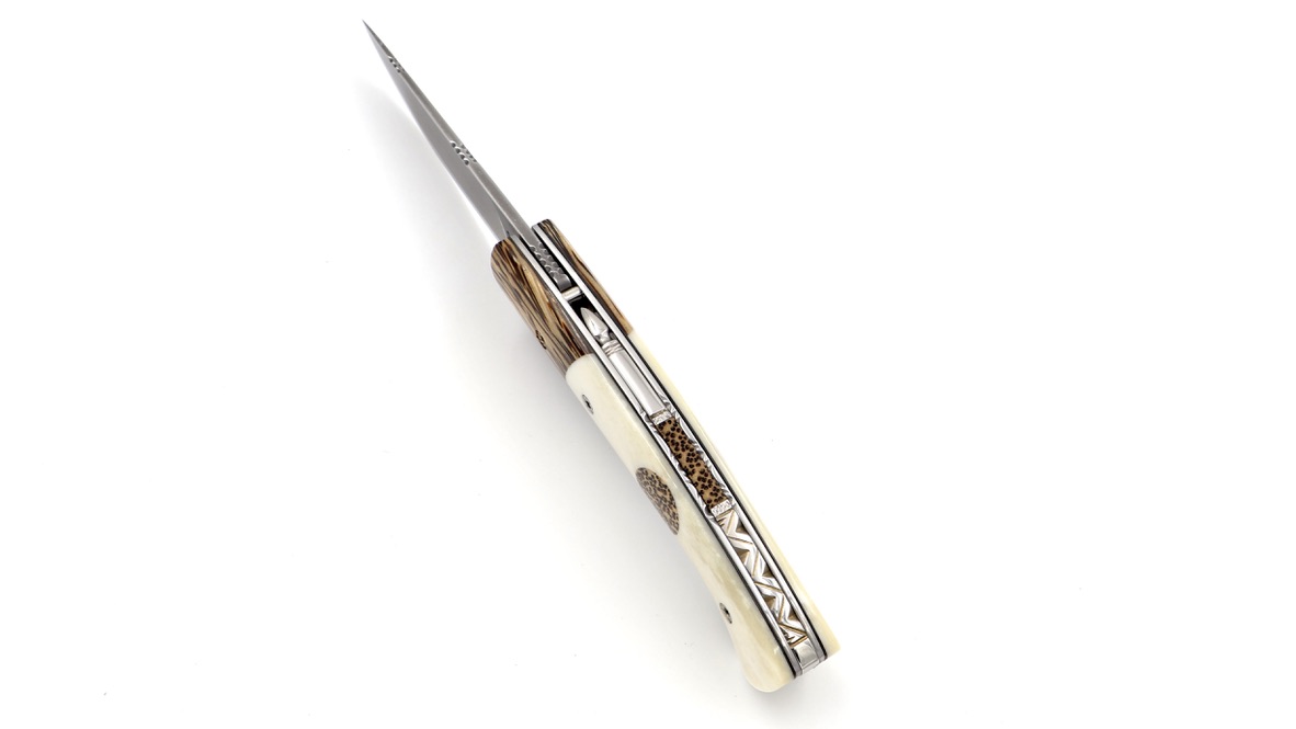 MANU LAPLACE 1515 PETIT  ZULU palmwood and bone 