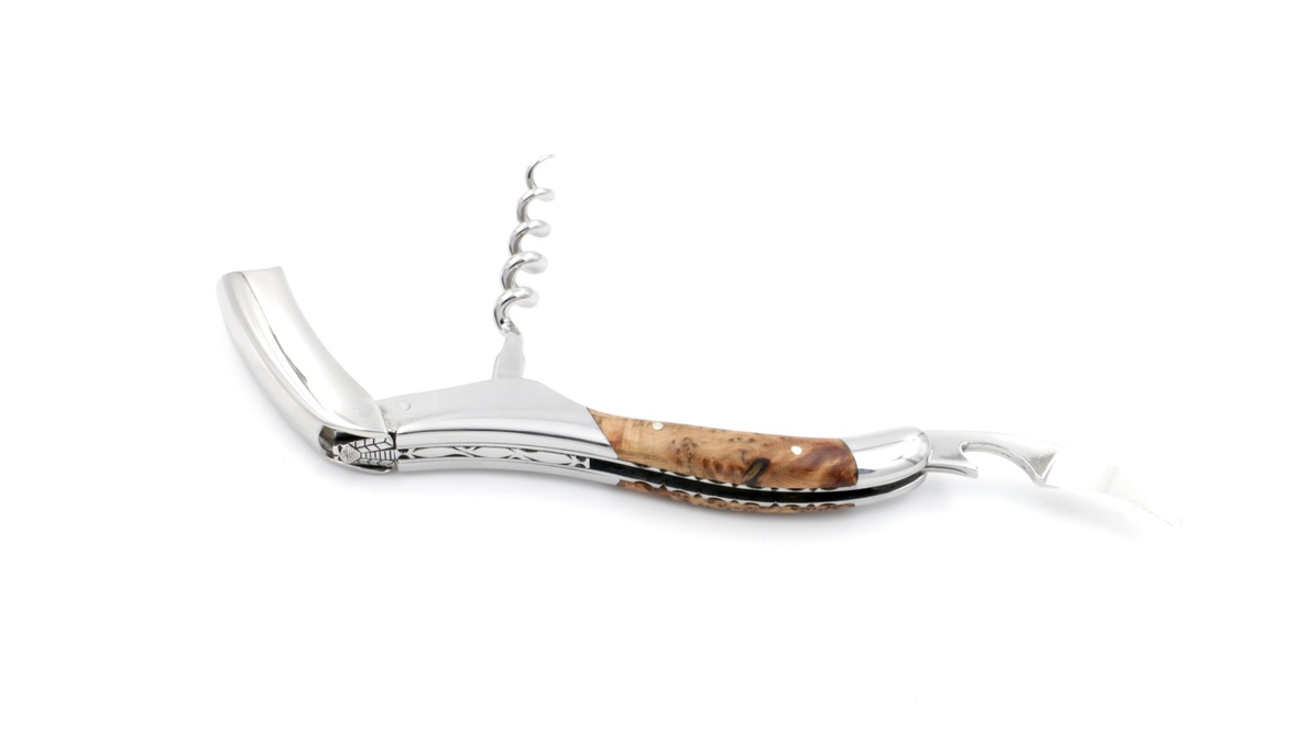 6107C193-607C-472C-AC37-9CB51704F2FD_1_105_c Laguiole en Aubrac Laguiole Sommelier knife juniper with guillochage, special bee