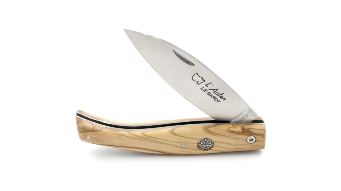 66C6F692-98EB-43B3-B0BF-A30D0CA35BCF_1_105_c AU SABOT Le AUTAN Olive okzitanisches Kreuz