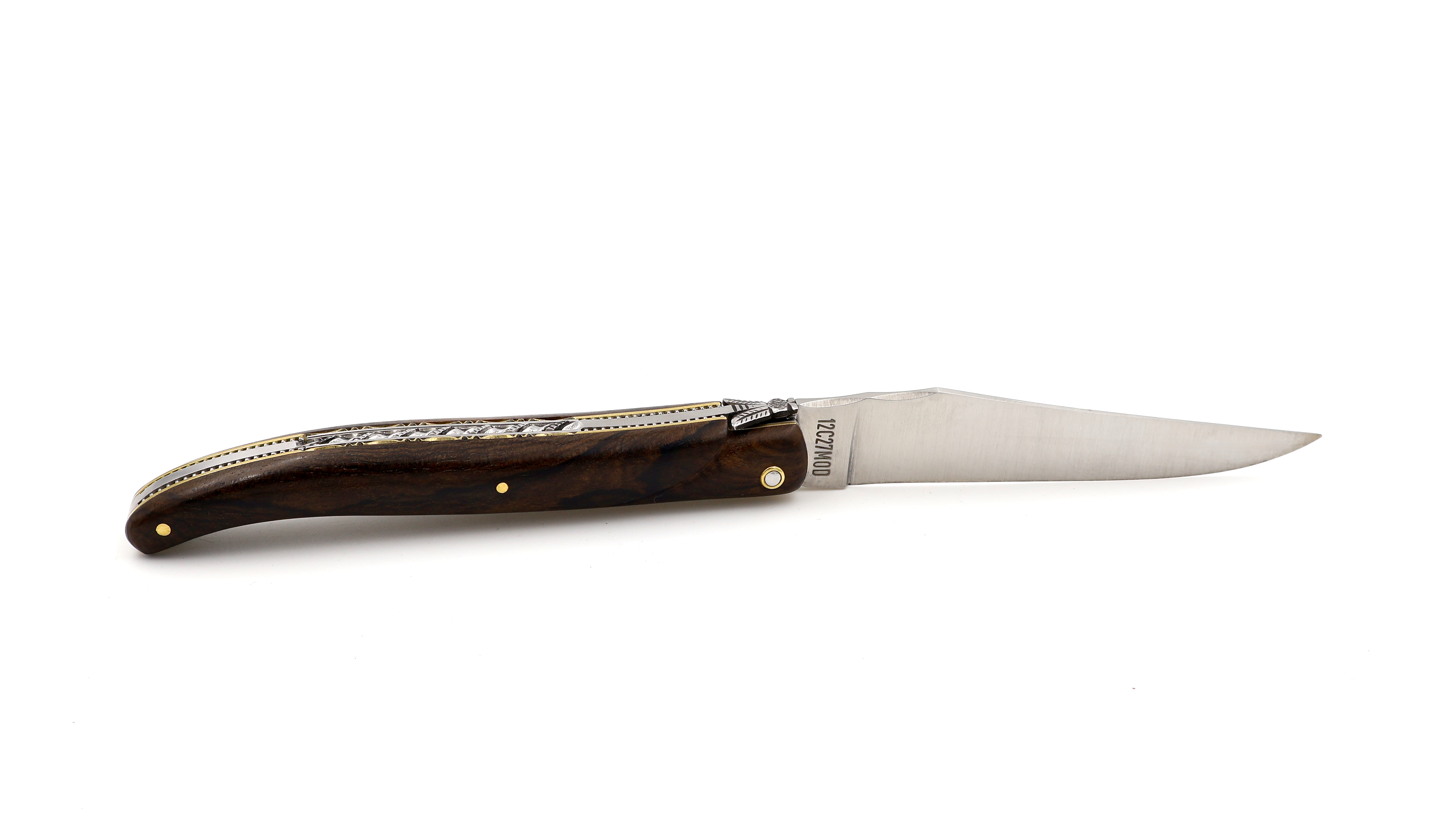 Laguiole en Aubrac Meisterstück "Perle" Walnuss Wurzelholz Doppelplatine Messing massiver Griff 12 cm