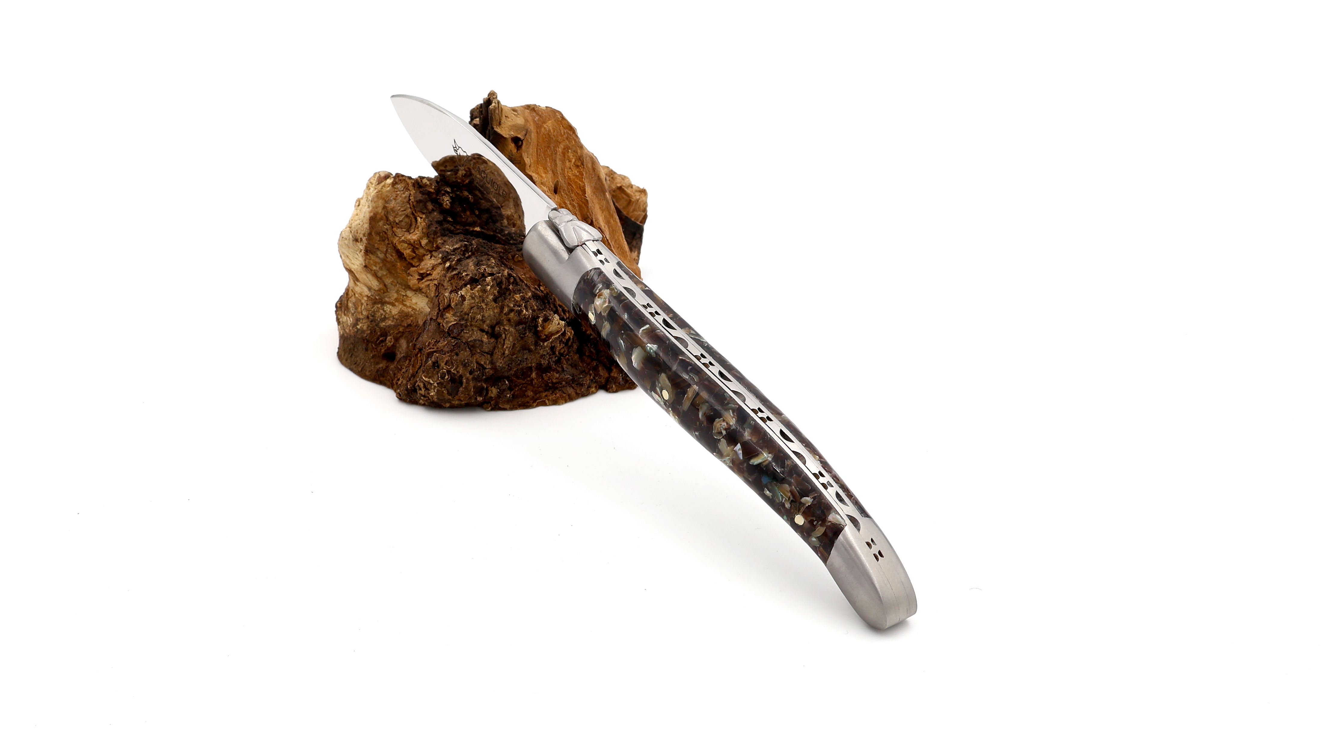 Laguiole en Aubrac Laguiole Austernmesser Griff Muschelschalen