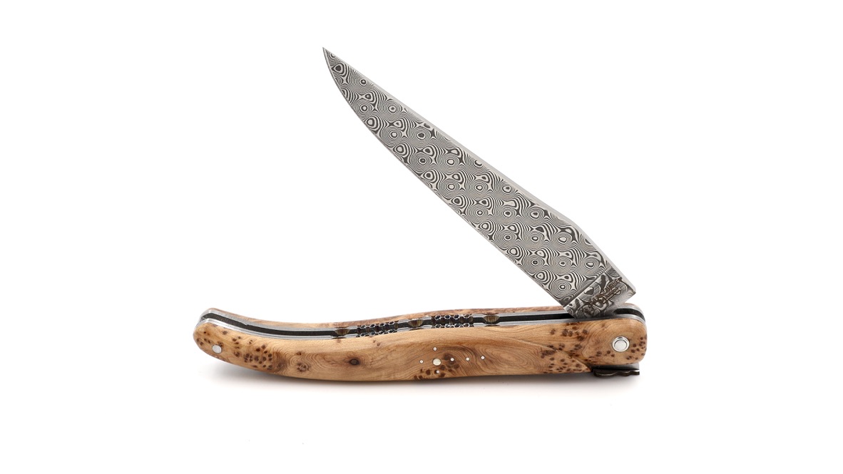 Laguiole en Aubrac damascus full handle juniper wood with double plates 12 cm