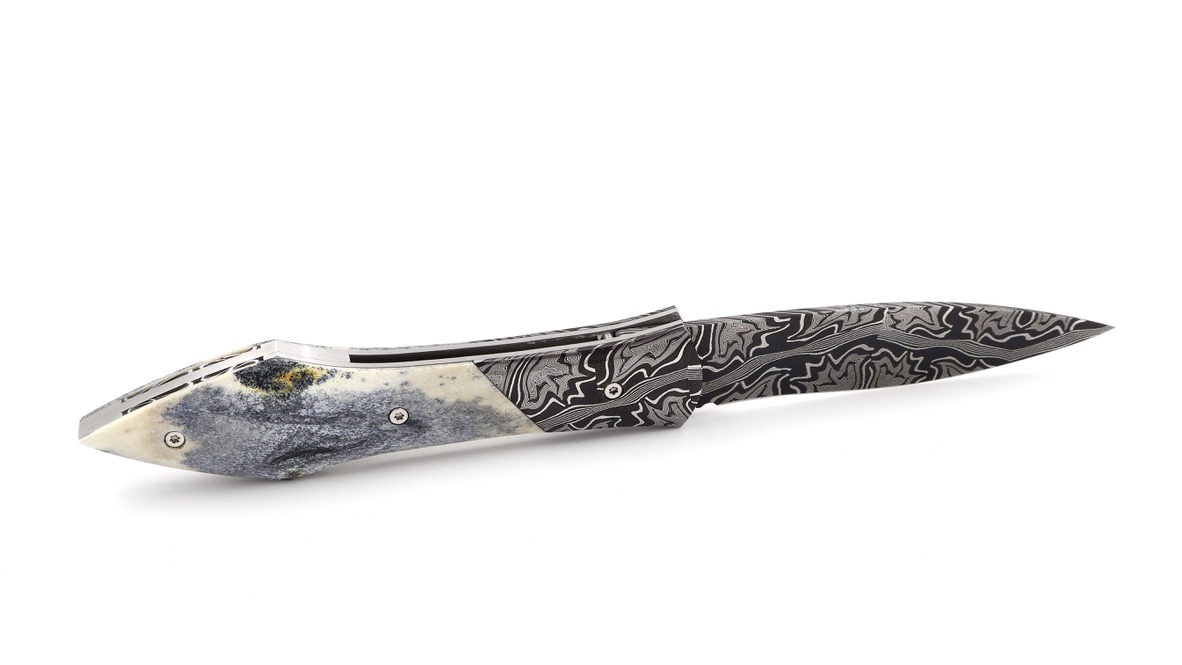 Laraud Blades L’Oegopsyde fossil caribu handforged mosaikdamascus