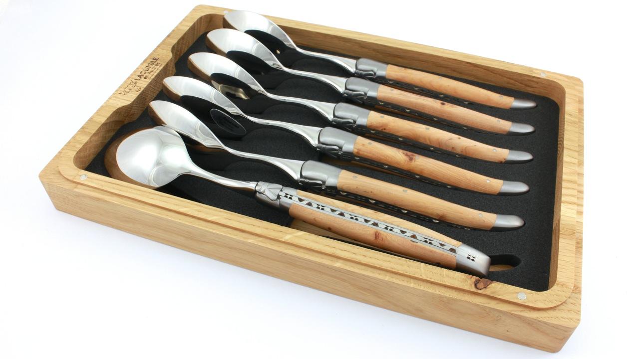 Laguiole en Aubrac Laguiole spoons Juniper