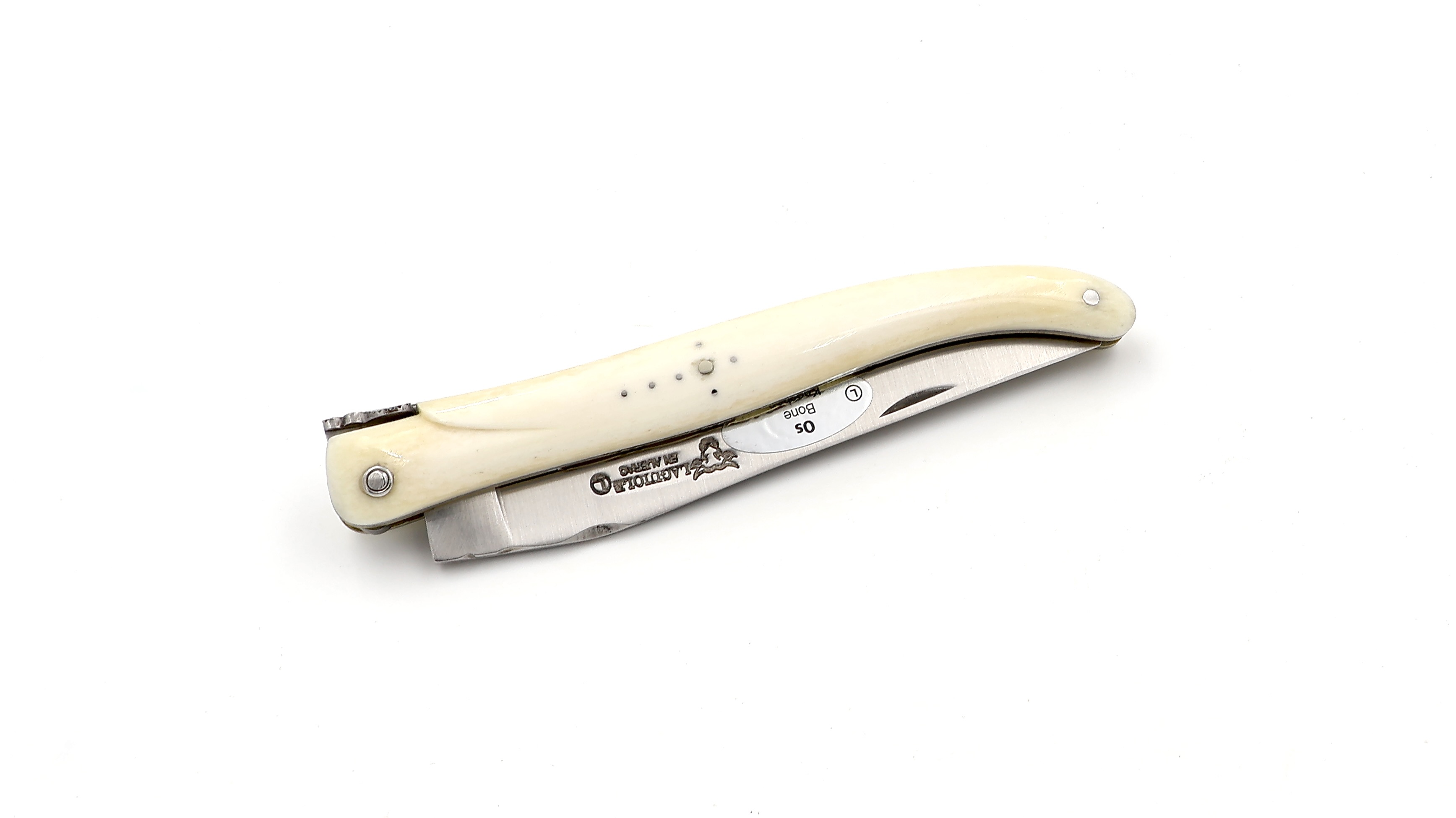 Laguiole en Aubrac double plates knife full handle with brass plates cow bone 12 cm