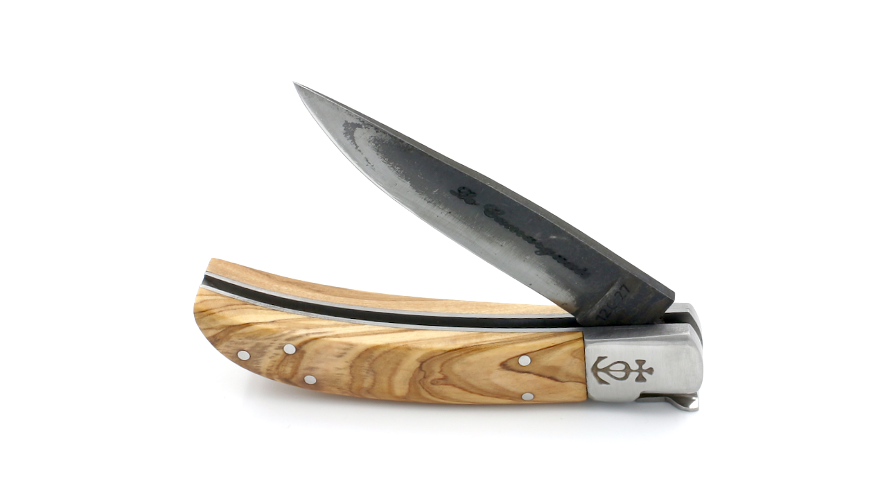 Le Camarguias knife olive wood 10 cm antik