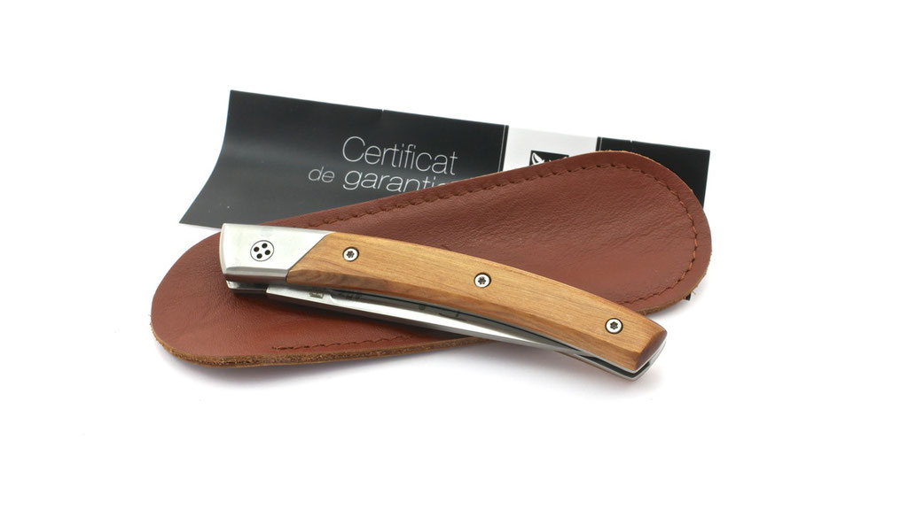 image-22 Claude DOZORME Thiers SECRET juniper chiseled plates