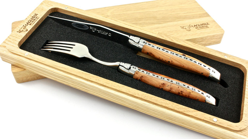 Laguiole en Aubrac Laguiole cutlery Juniper shiny 1 knife and 1 fork
