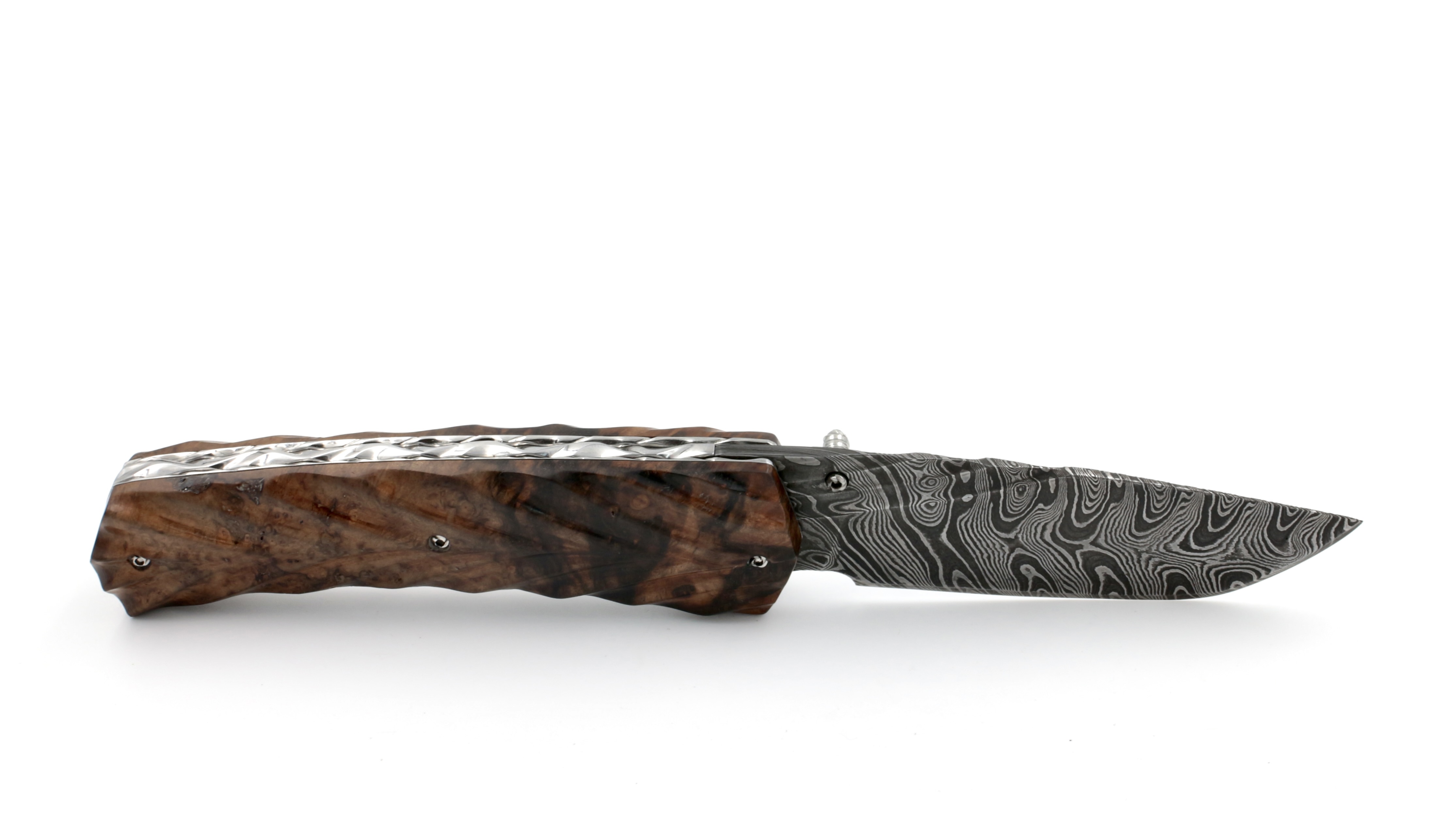 Oliver Moretti linerlock knife damascus blade walnut burlwood