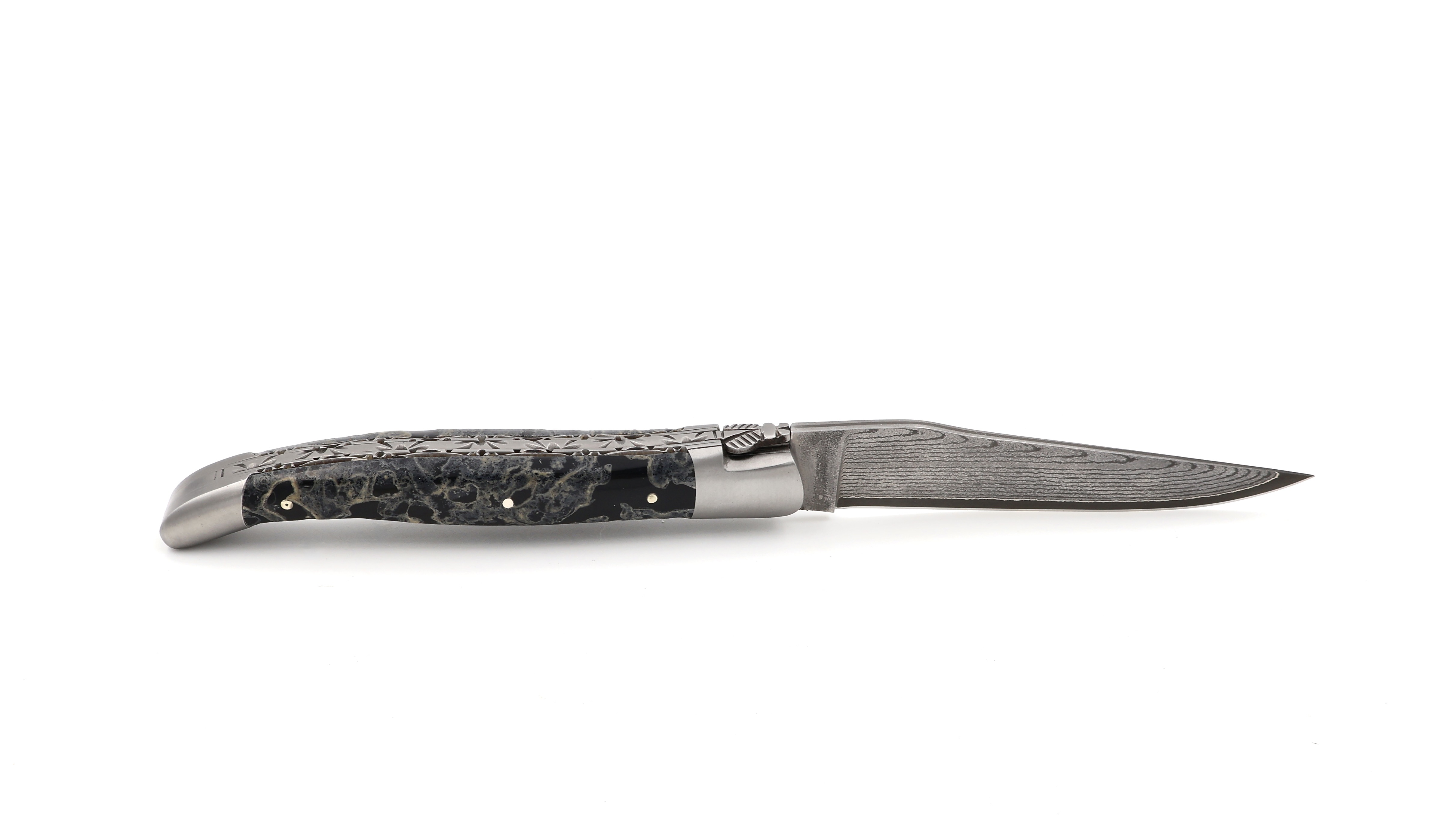 Laguiole en Aubrac jap. Damast schwarzer Lavastein Doppelplatine 12 cm   Laguiole en Aubrac jap. Damast schwarzer Lavastein Doppelplatine 12 cm