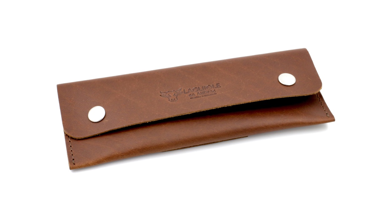 2977D73C-E50C-4C9B-B1C8-FD233E8FD64E_1_105_c LAGUIOLEen Aubrac Taschen-Etui mit Druckknöpfen Leder braun 15 cm