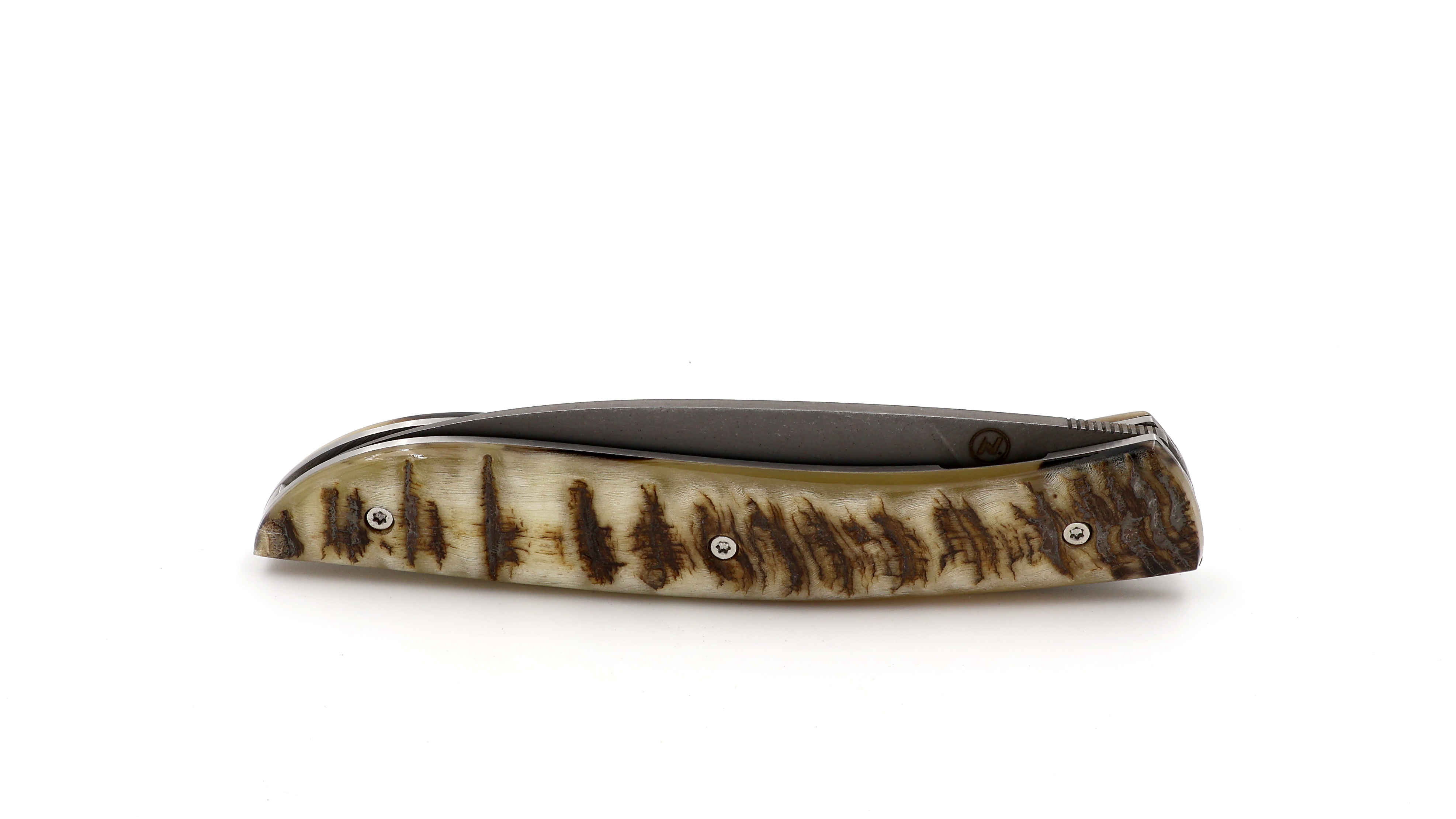 Atelier NÉVÉ Tim Bernard ram horn crust stonewashed blade