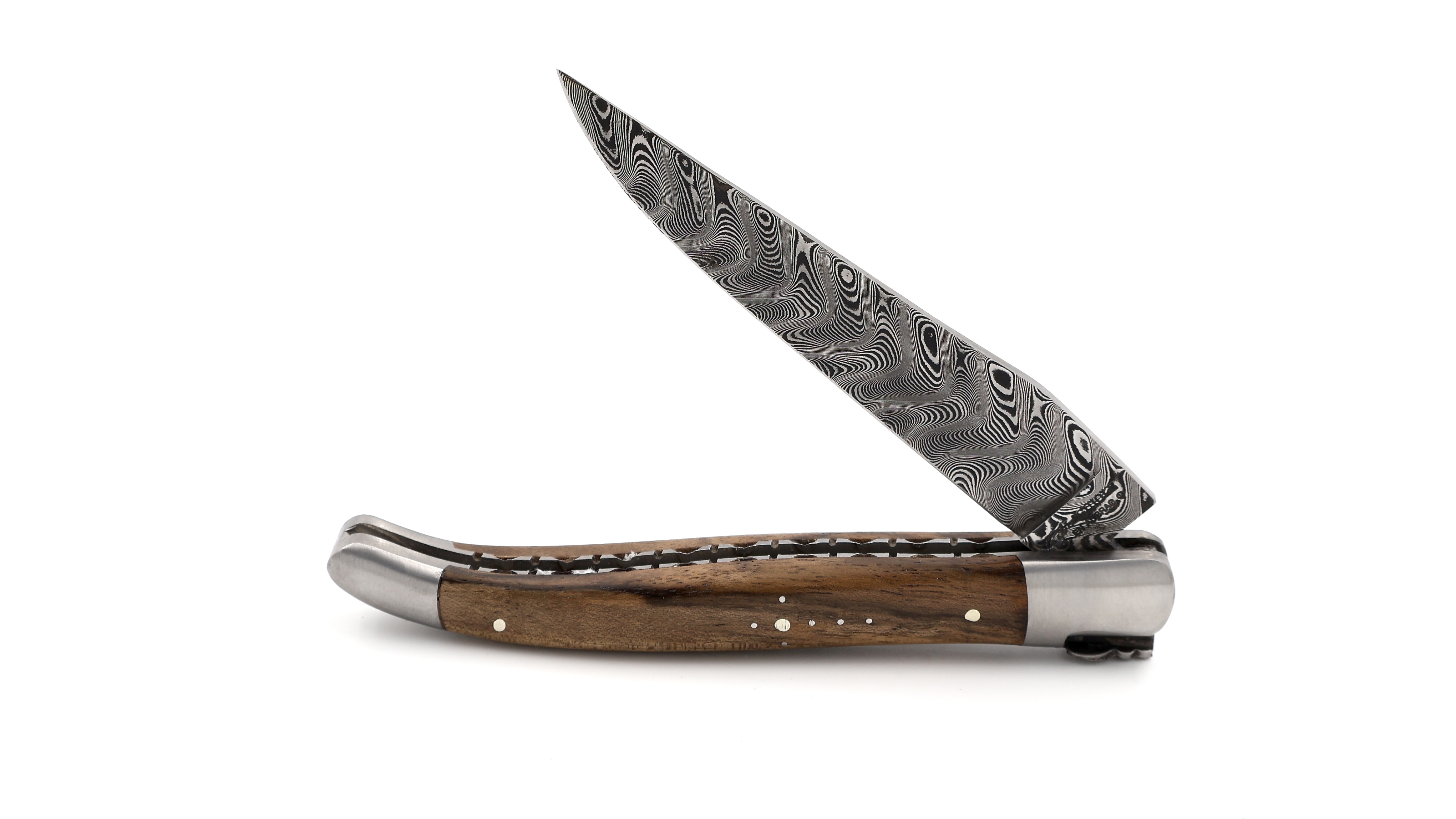 Laguiole en Aubrac  DSC® Carbon Damast Walnussholz guillochierte Platine 12 cm