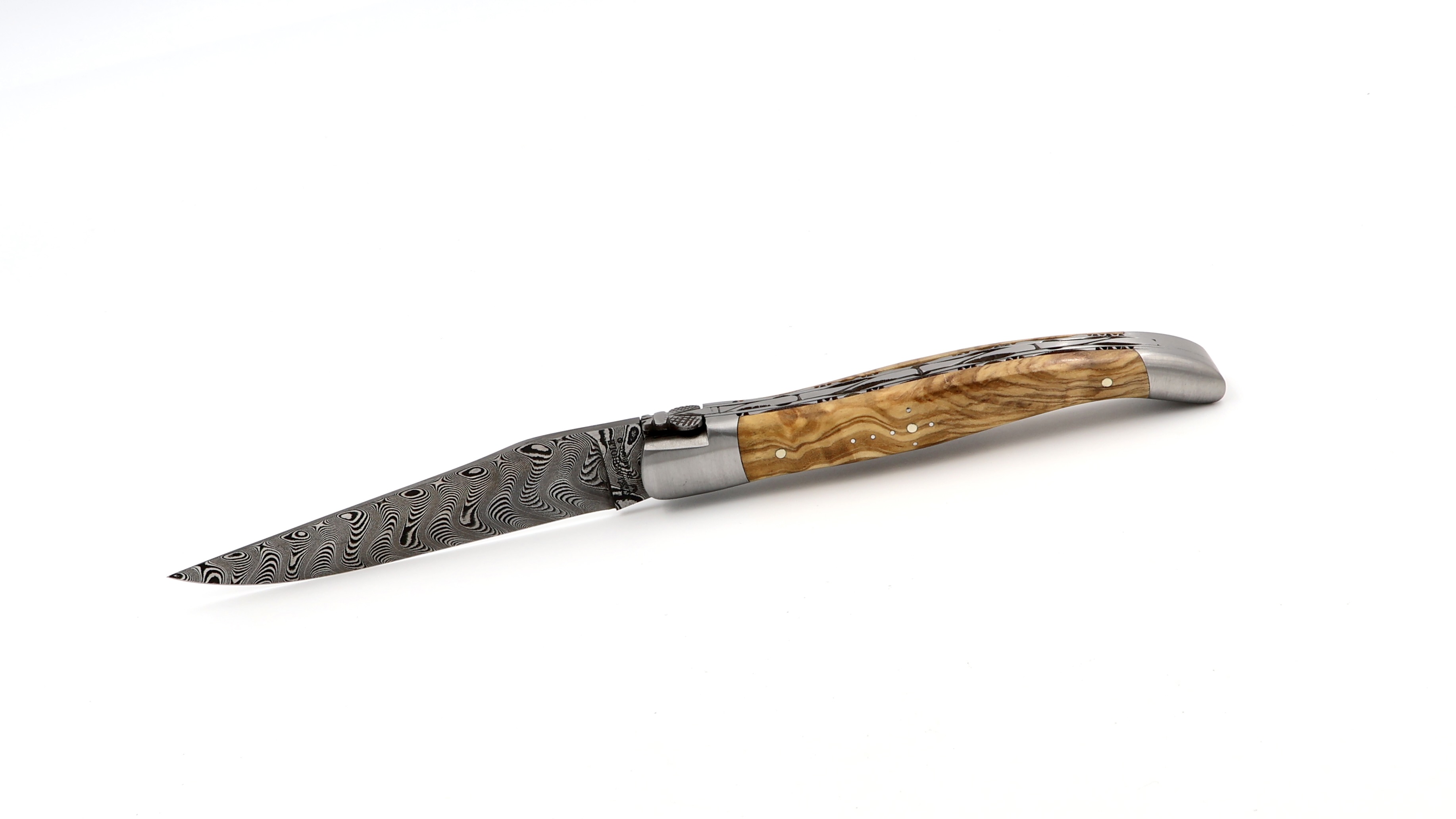 Laguiole en Aubrac damascus olive wood with double plates 12 cm mat