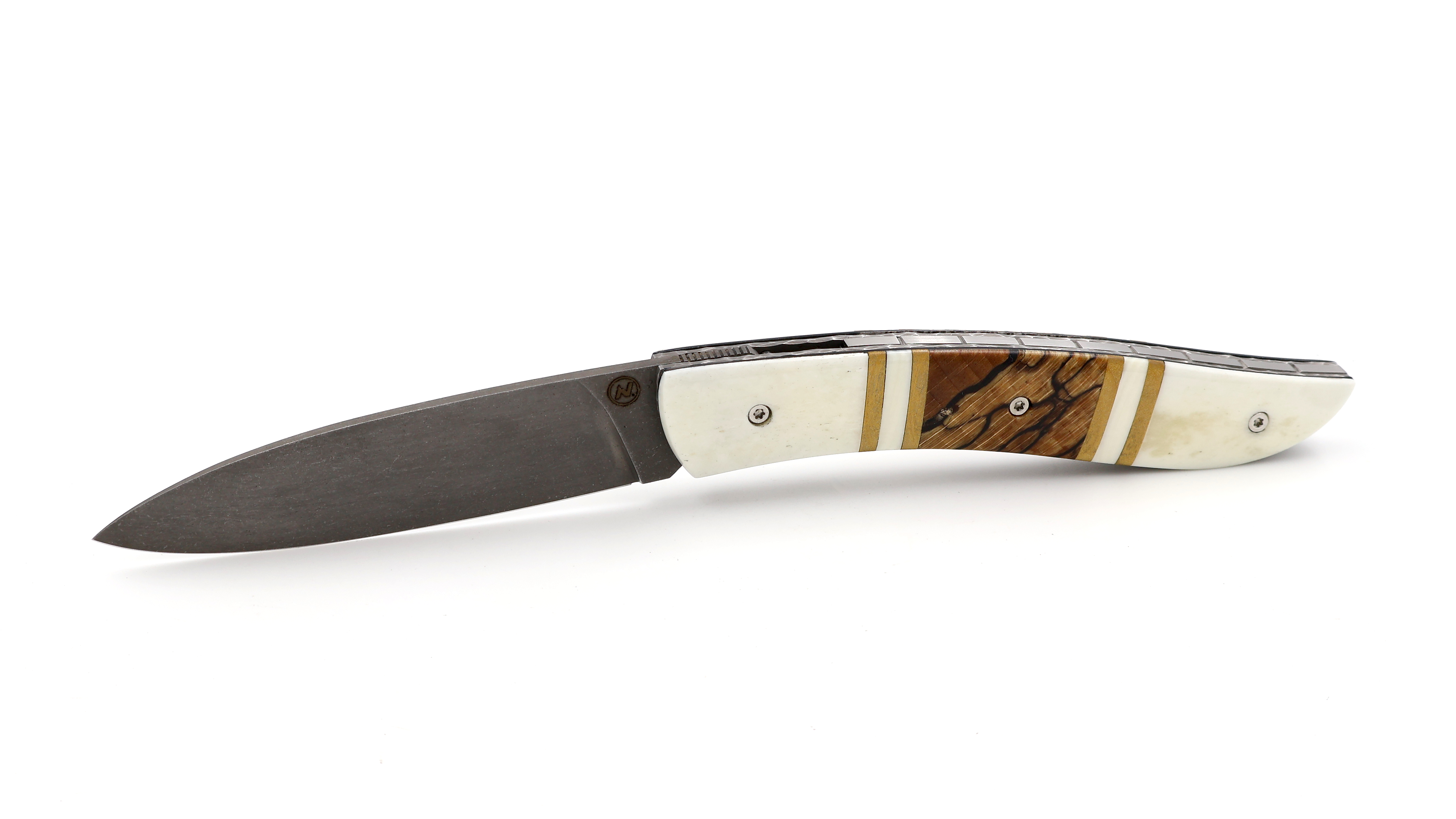 Atelier NÉVÉ Tim Bernard Nordique stonewashed blade, hammered plates