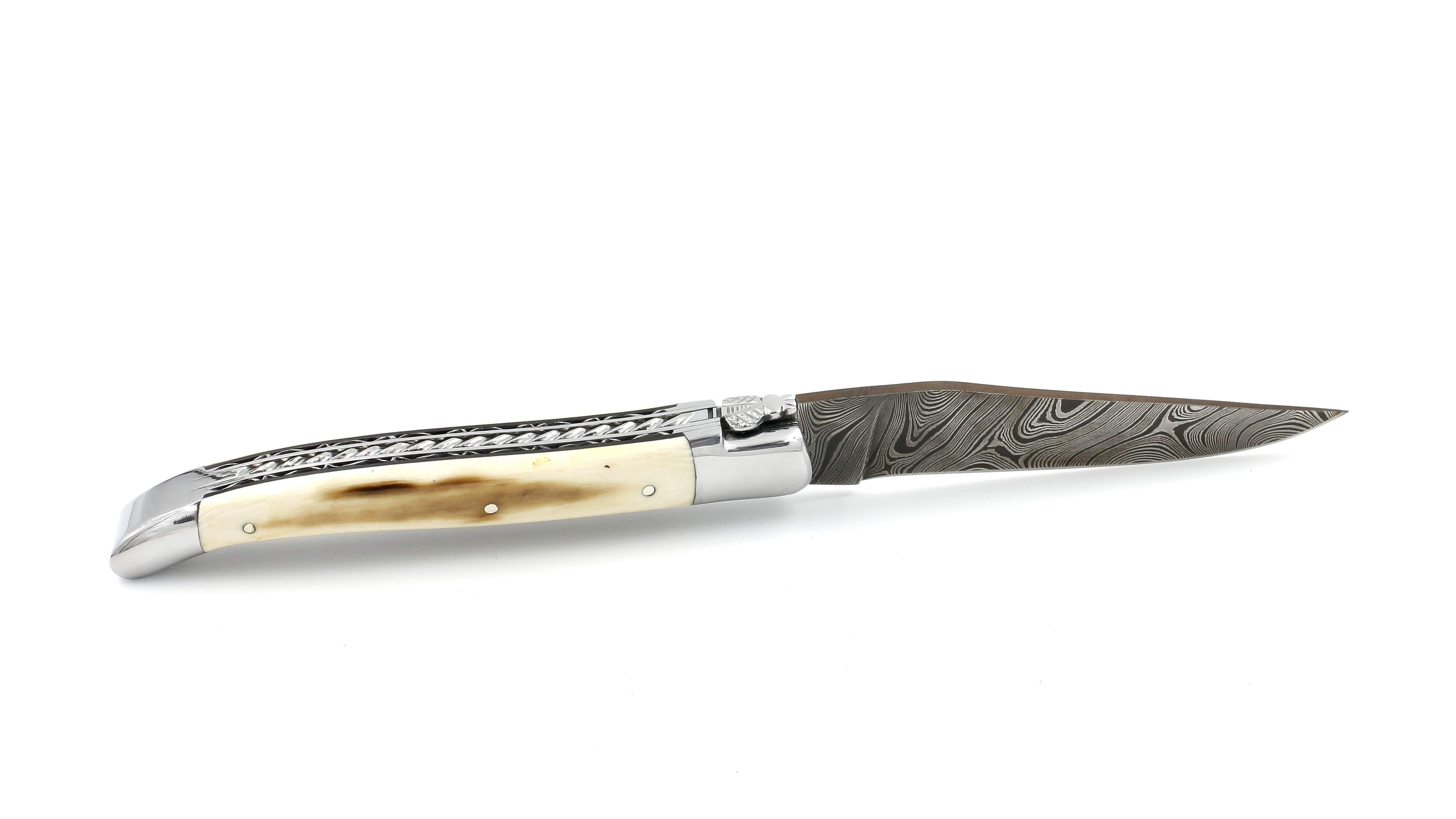 1349907A-616C-4BF9-A8F2-8E26B0B4165E_1_201_a Laguiole en Aubrac twisted Damascus mammoth ivory crust doubleplates spiral spring 12 cm
