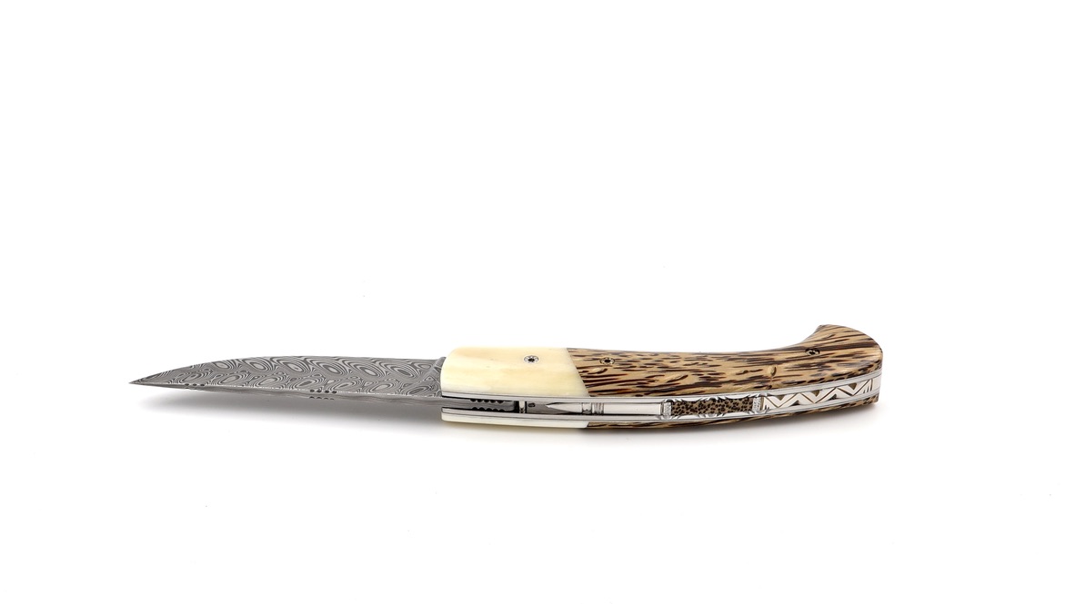 MANU LAPLACE 1515 ZULU buffalobone palmwood damascusblade