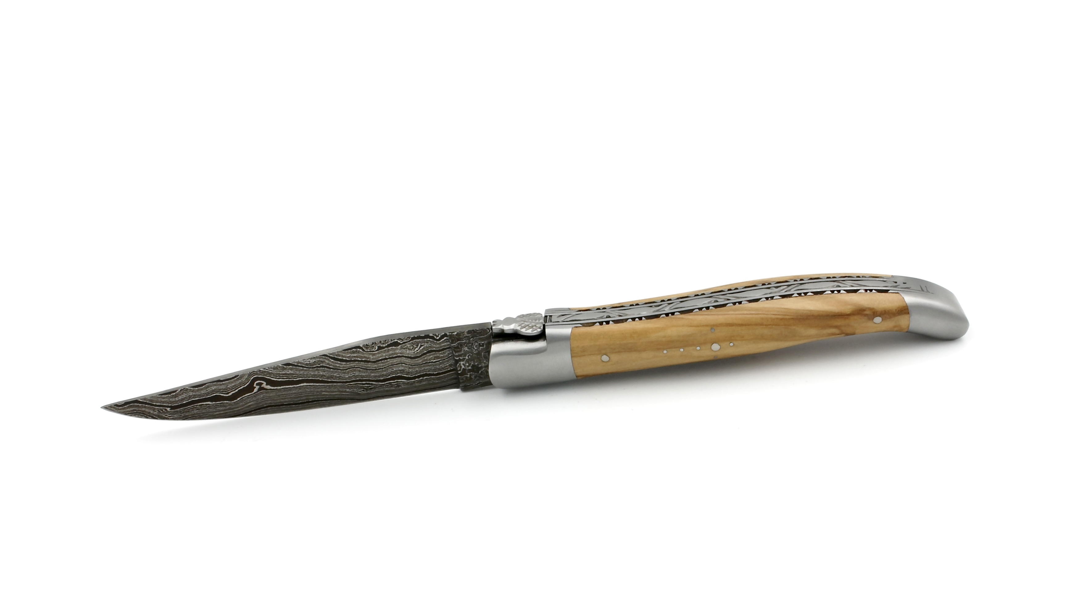 Laguiole en Aubrac double plate knife damascus Olive wood 12 cm