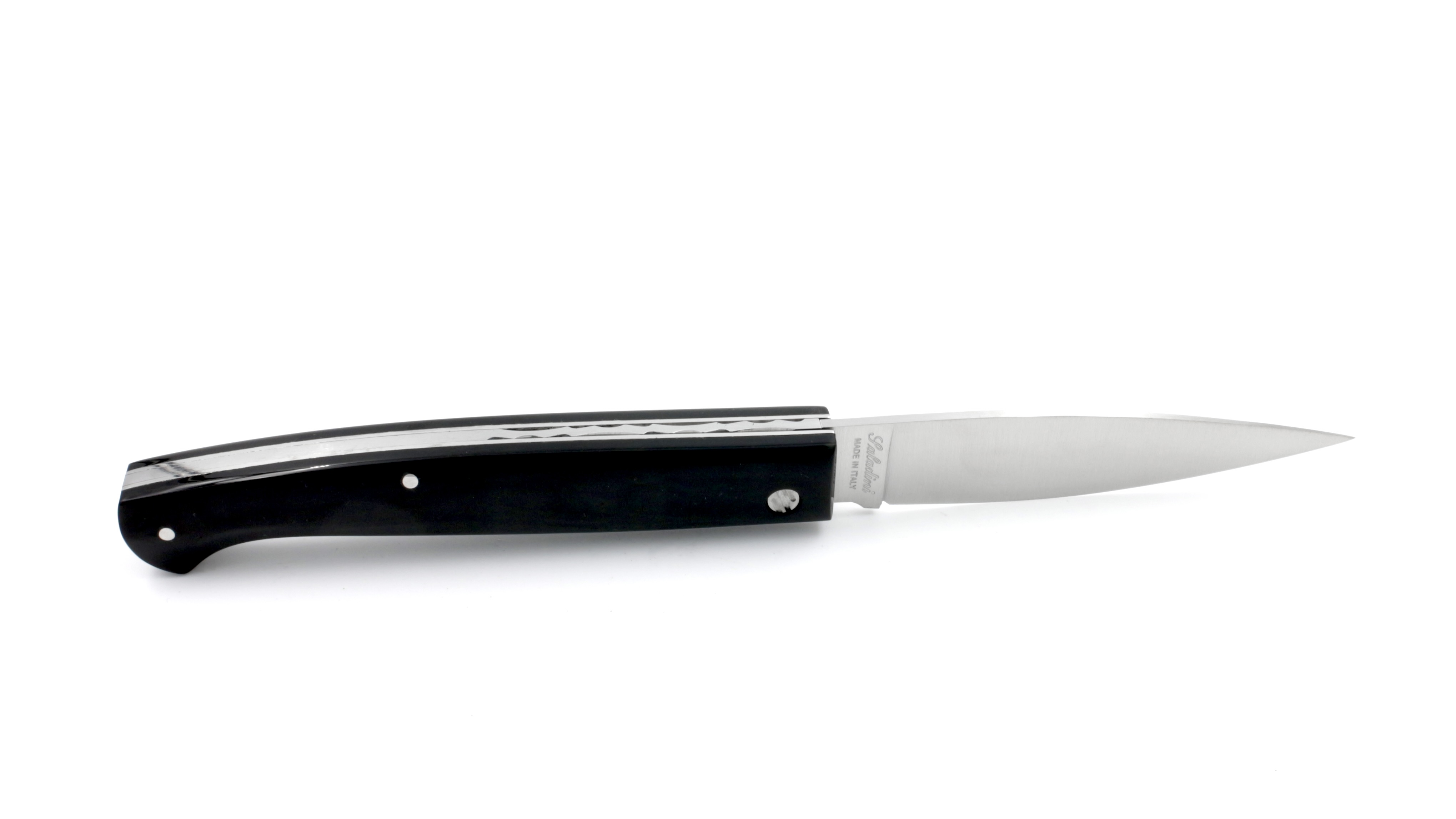 Saladini knife PATTADA buffalo horn