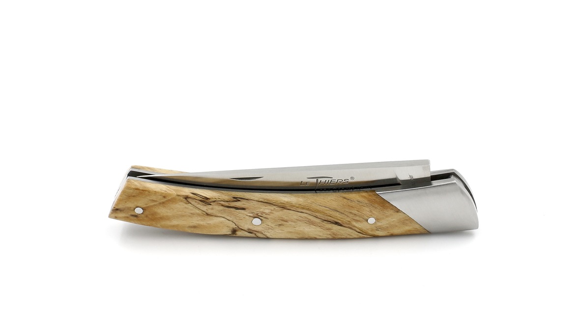 95B9CE31-F1CF-475A-A9DD-D03FDE298E2C_1_105_c Chambriard Thiers COMPAGNON gestockte Buche
