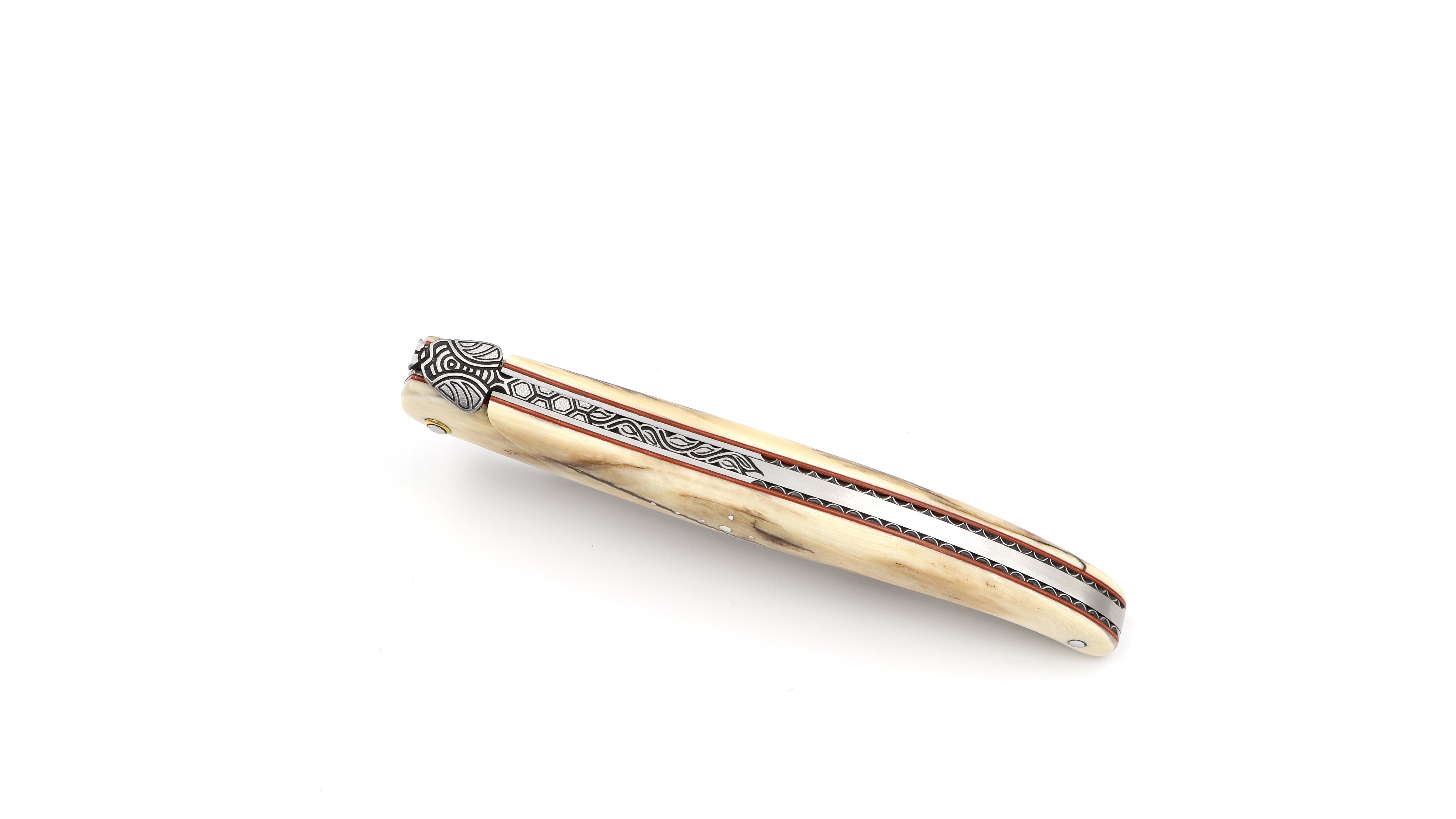 Laguiole en Aubrac Laguiole knife unique piece full handle mammoth ivory 12 cm