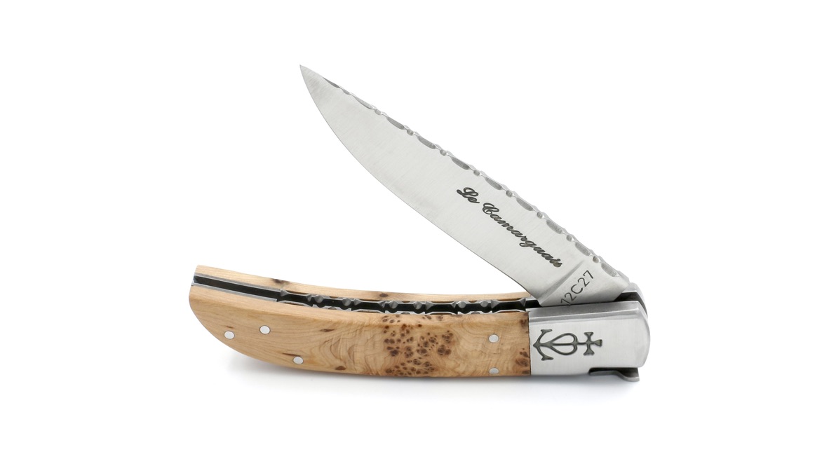 Le Camarguais knife juniper with chiseled plates and blade 12 cm