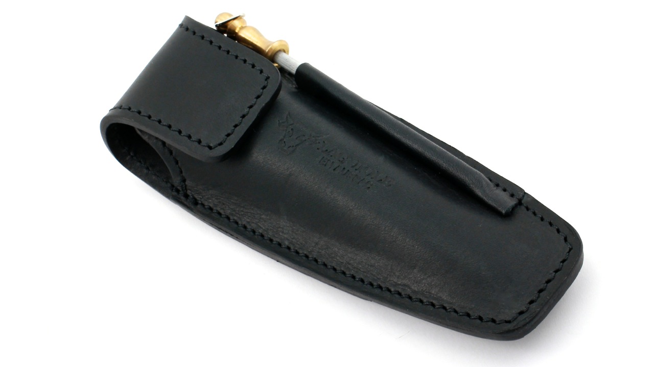 Laguiole-Maya-fusil-4 LAGUIOLE en Aubrac MAYA Fusil Laguiole Etui 12 cm Leder mit Schärfer