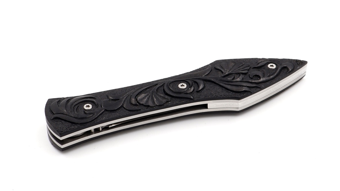 LARAUD Blades  L’Oegopsyde SKULPTURE Ebenholz LARAUD Blades  L’Oegopsyde SKULPTURE Ebenholz