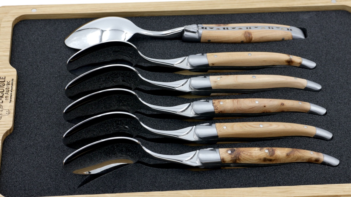 3A845986-6985-4D72-A6C3-AADE8B4FB68B_1_105_c Laguiole en Aubrac Wacholder Dessertlöffel Set 6-tlg.